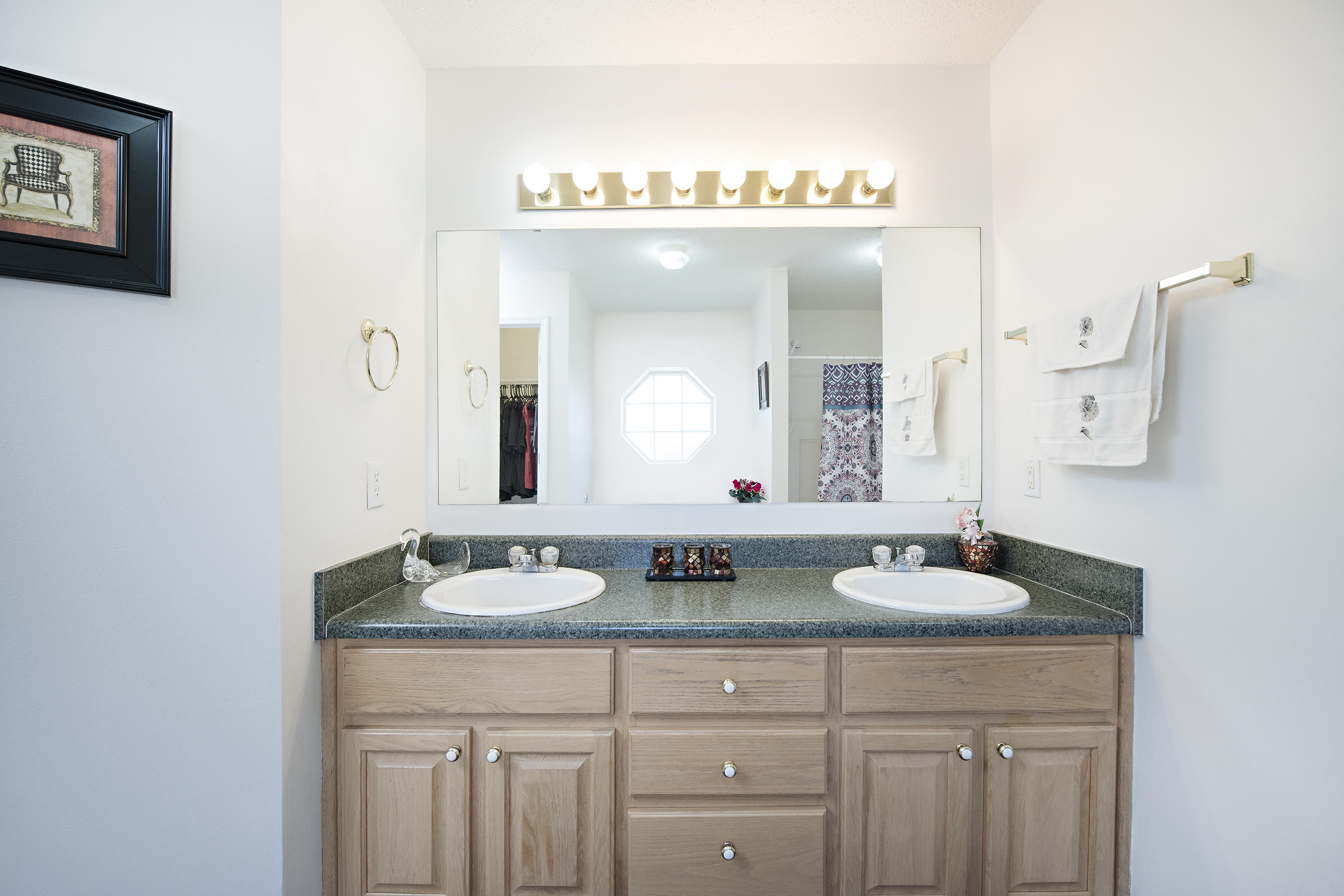 FOX VALLEY - Residential