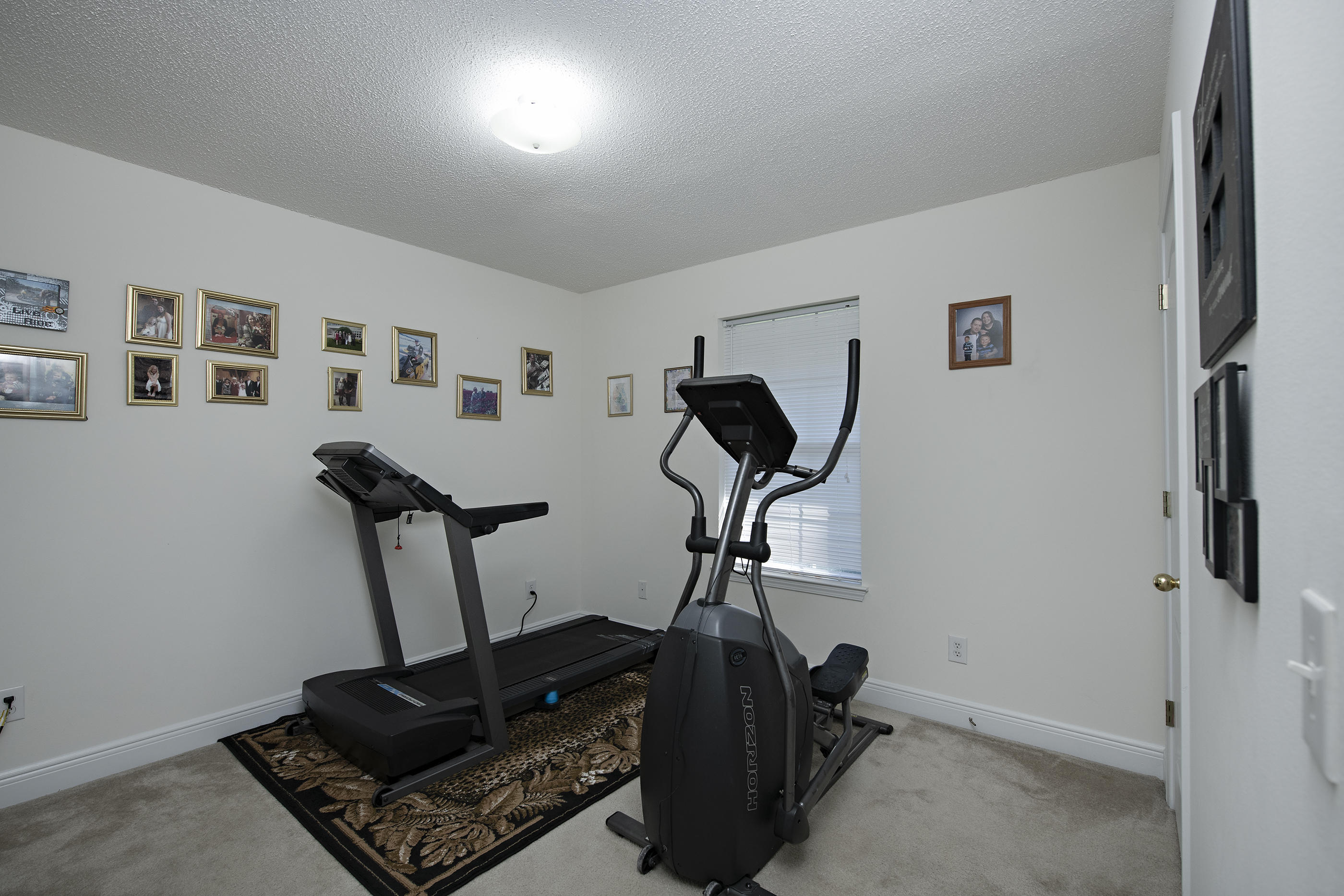 FOX VALLEY - Residential