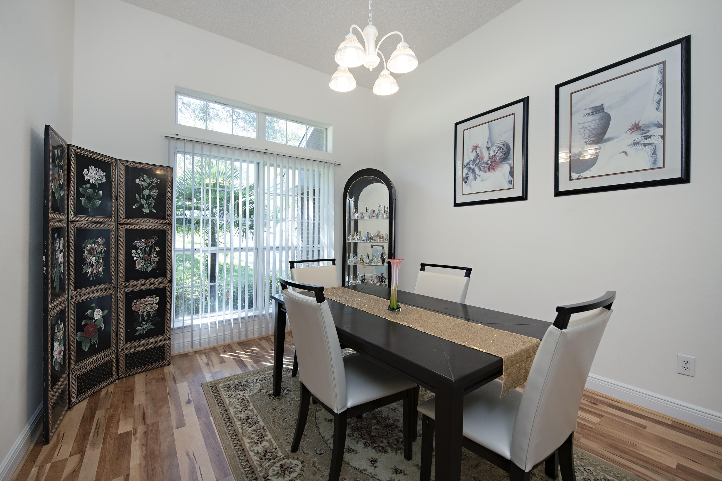 FOX VALLEY - Residential