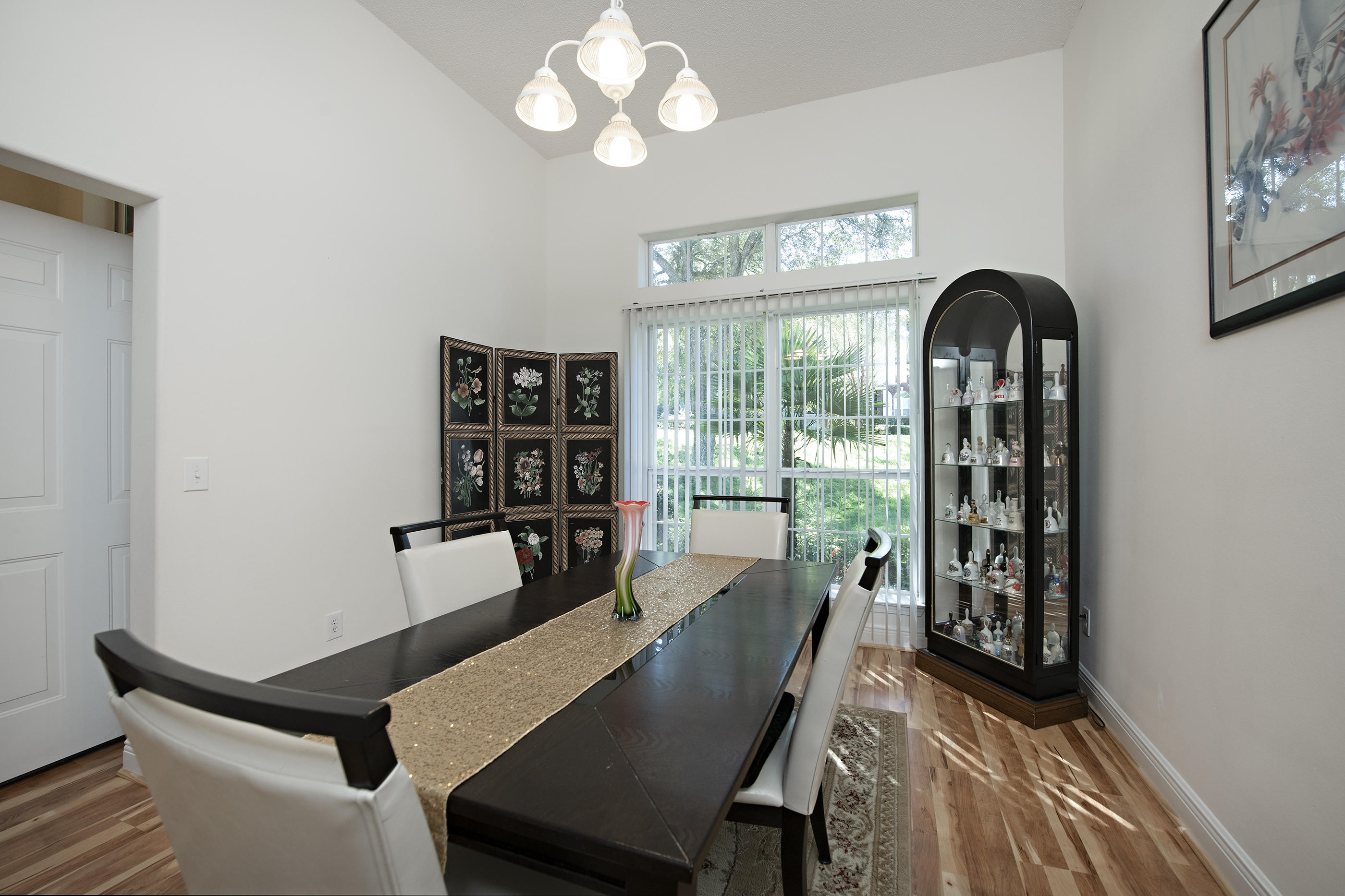 FOX VALLEY - Residential