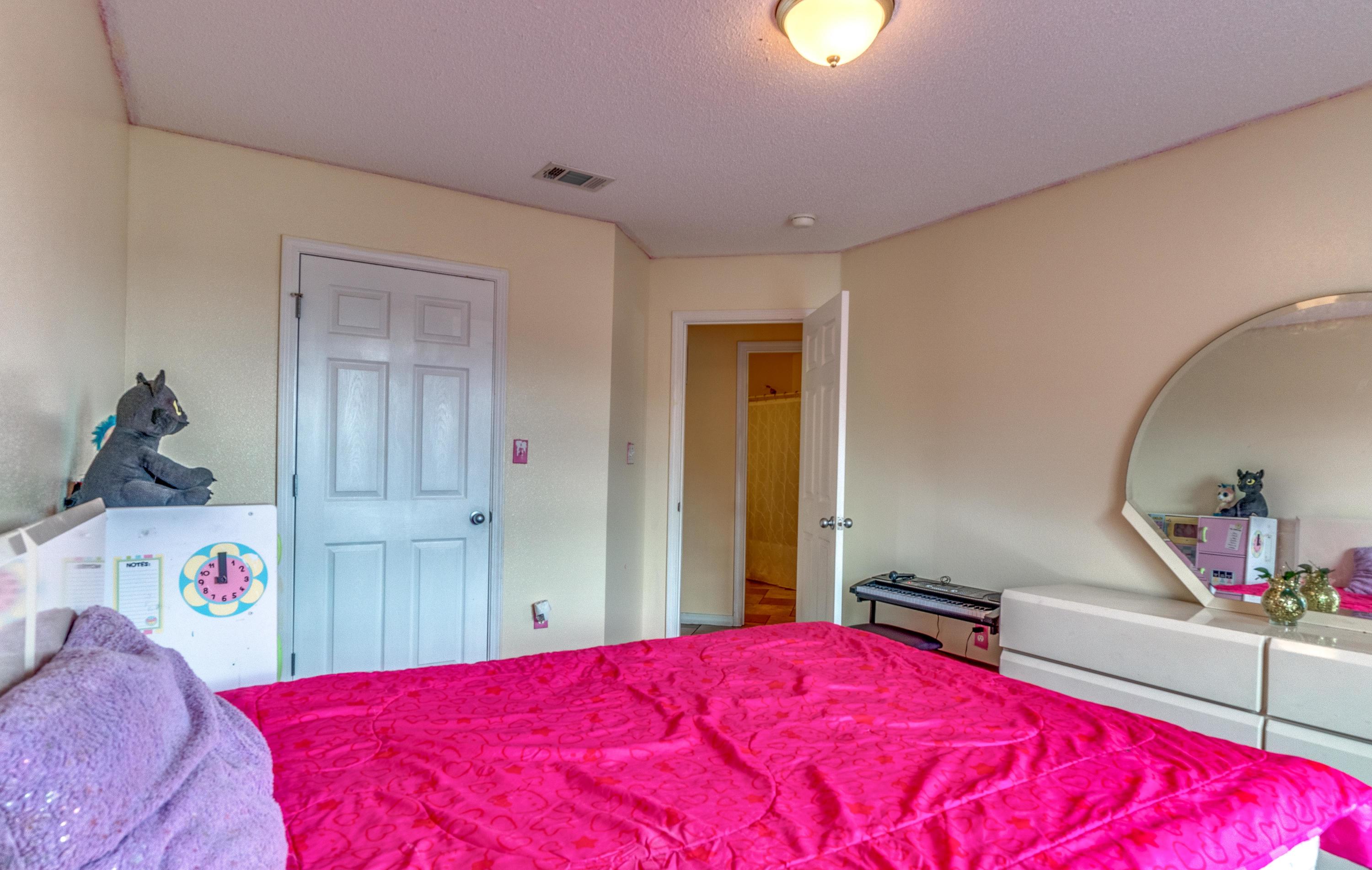 ALICIA PLACE - Residential