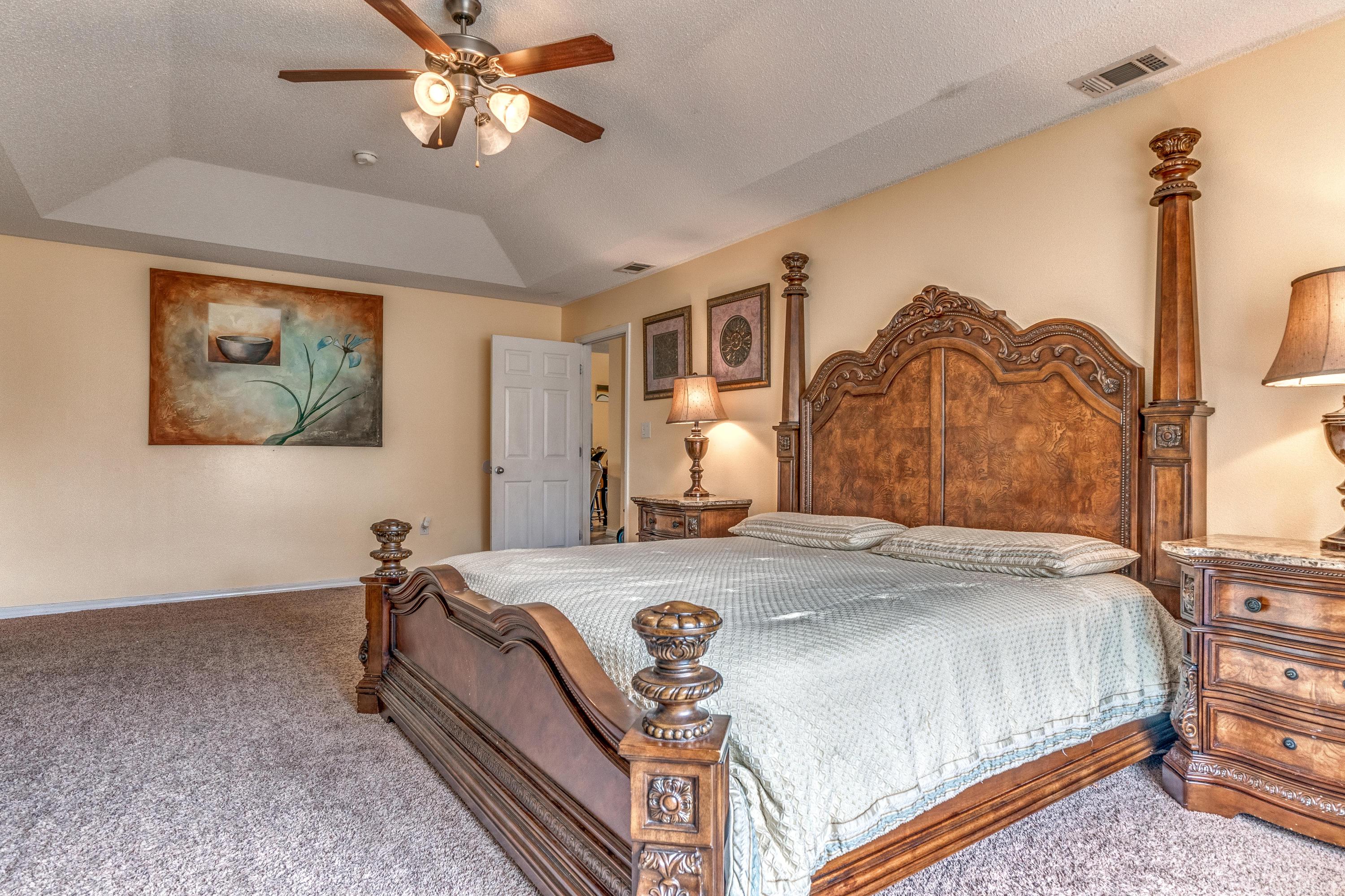 ALICIA PLACE - Residential