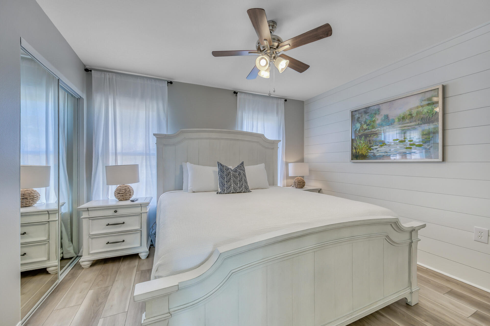SANDDOLLAR T/H - Residential
