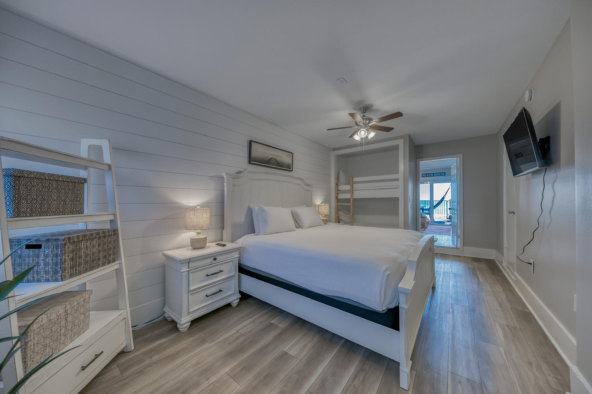 SANDDOLLAR T/H - Residential