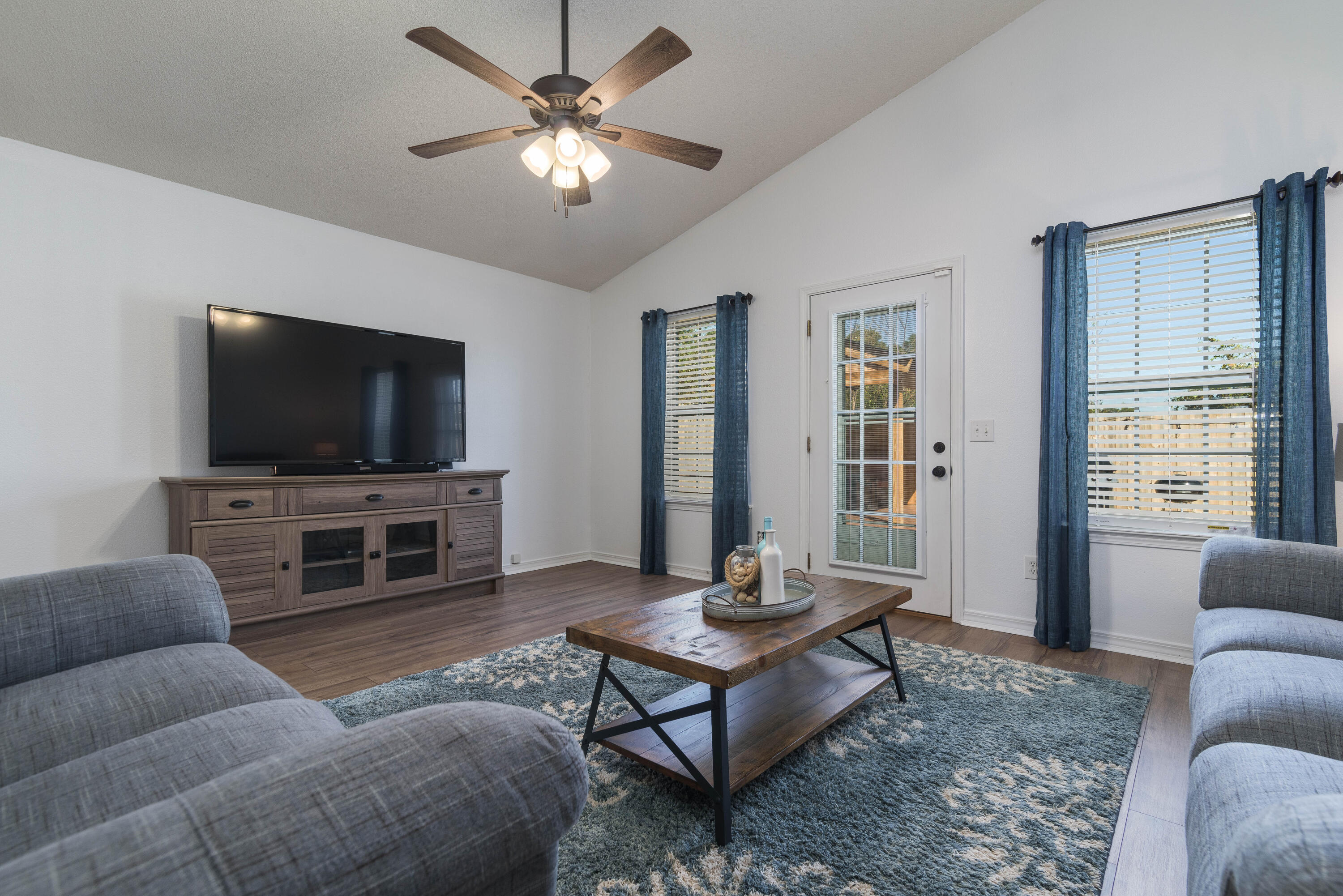 GRAND RIDGE - Residential