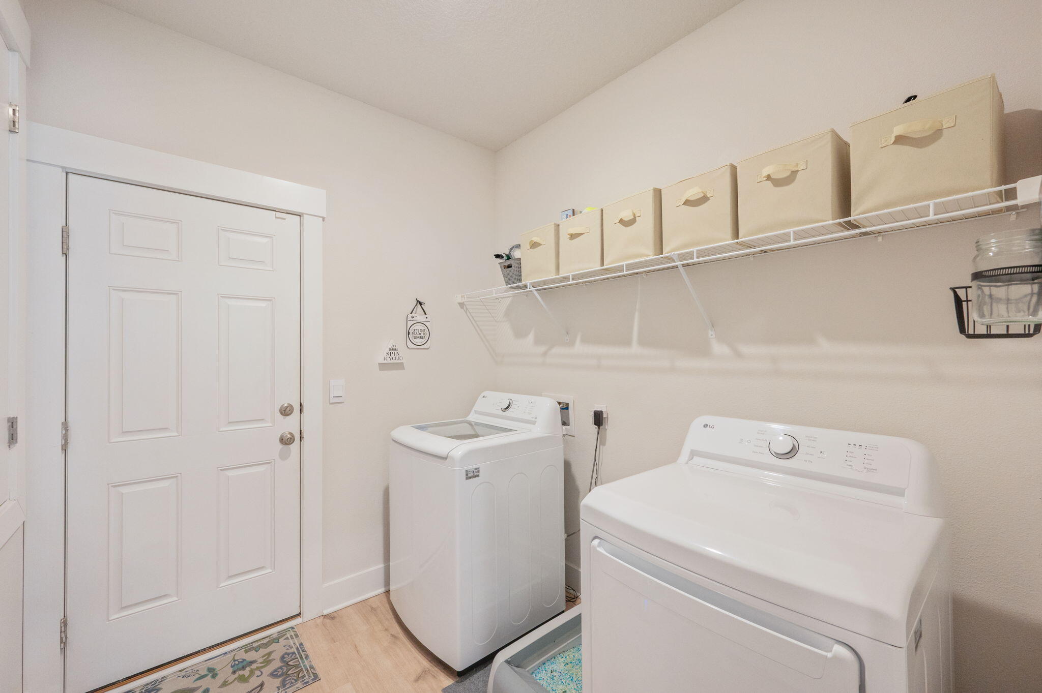 HILLWOOD ESTATES - Residential