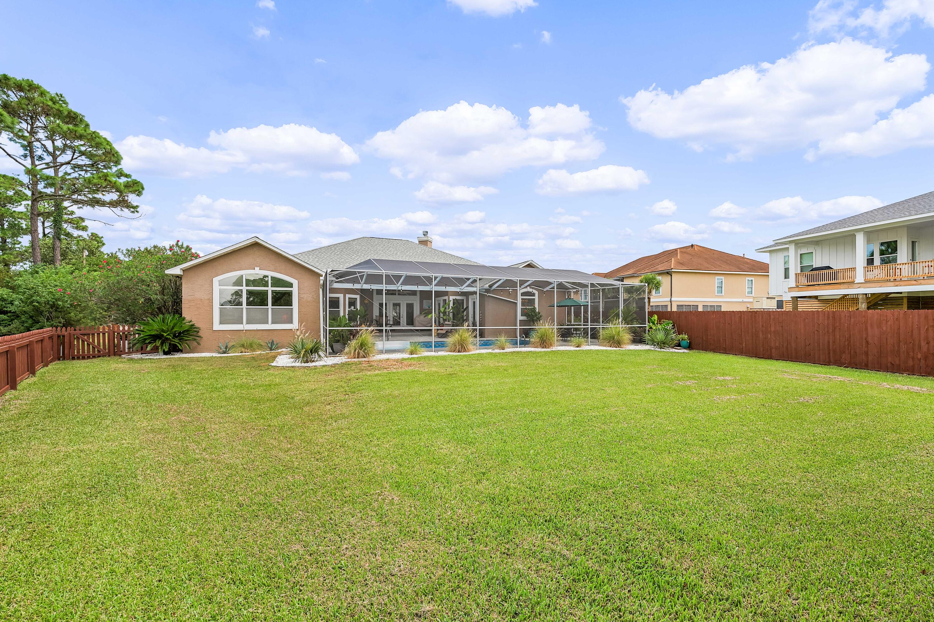 TIGER POINT - Residential