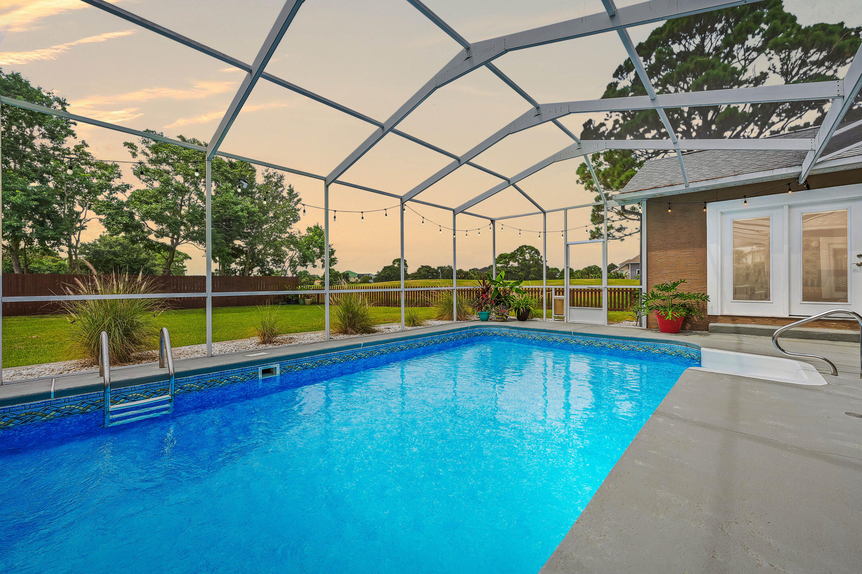 TIGER POINT - Residential