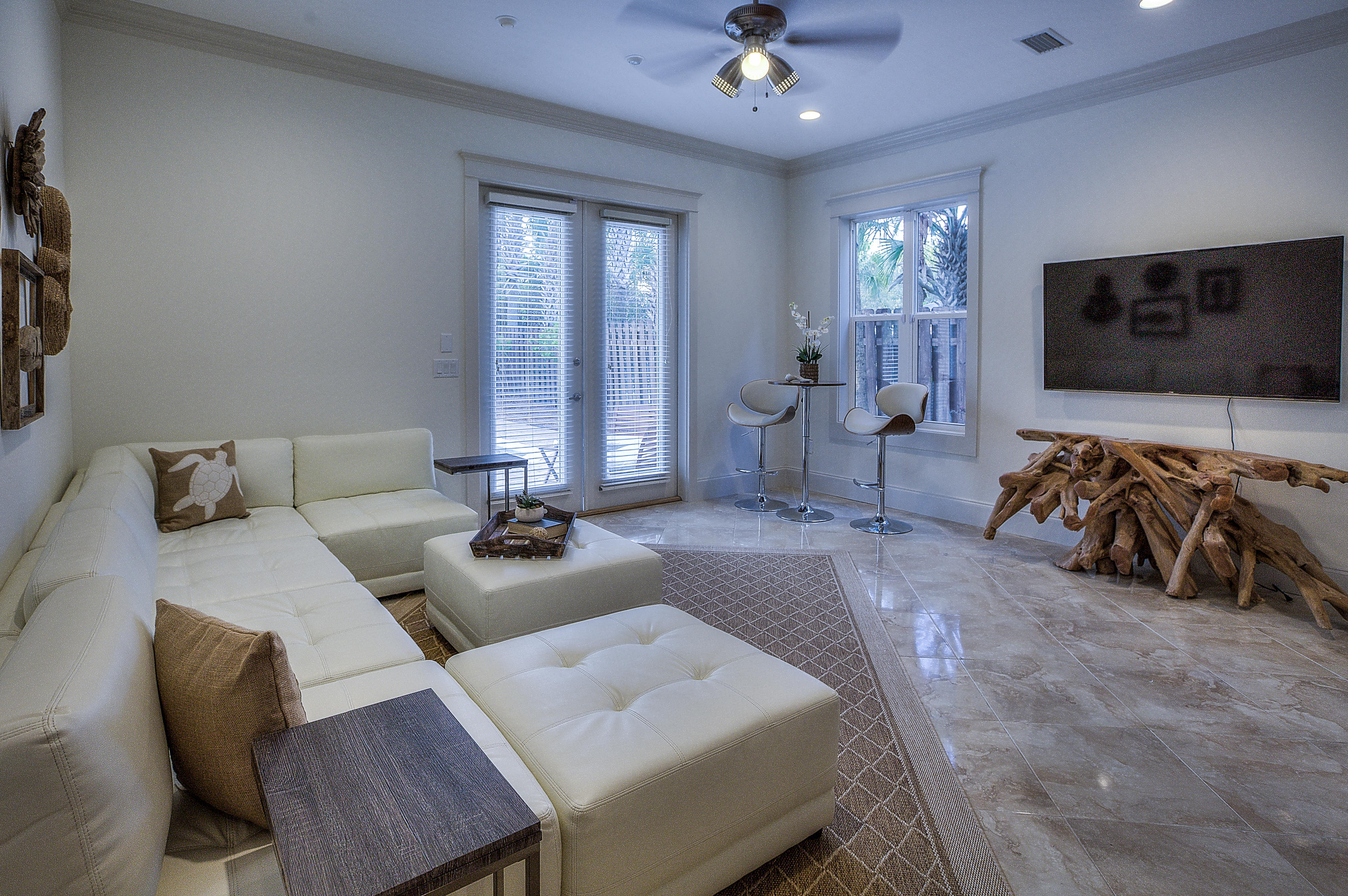GULF SHORE MANOR - Residential