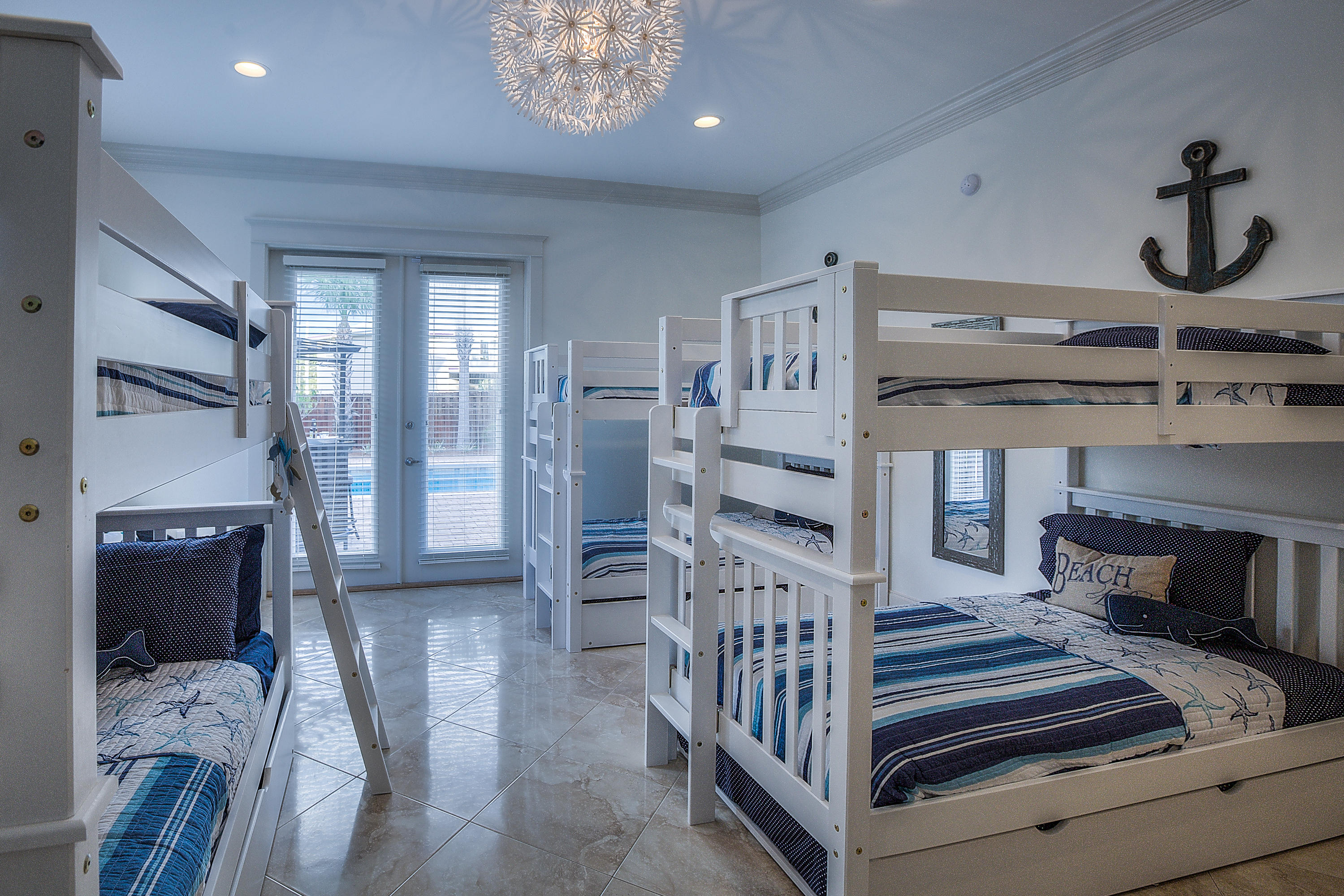 GULF SHORE MANOR - Residential