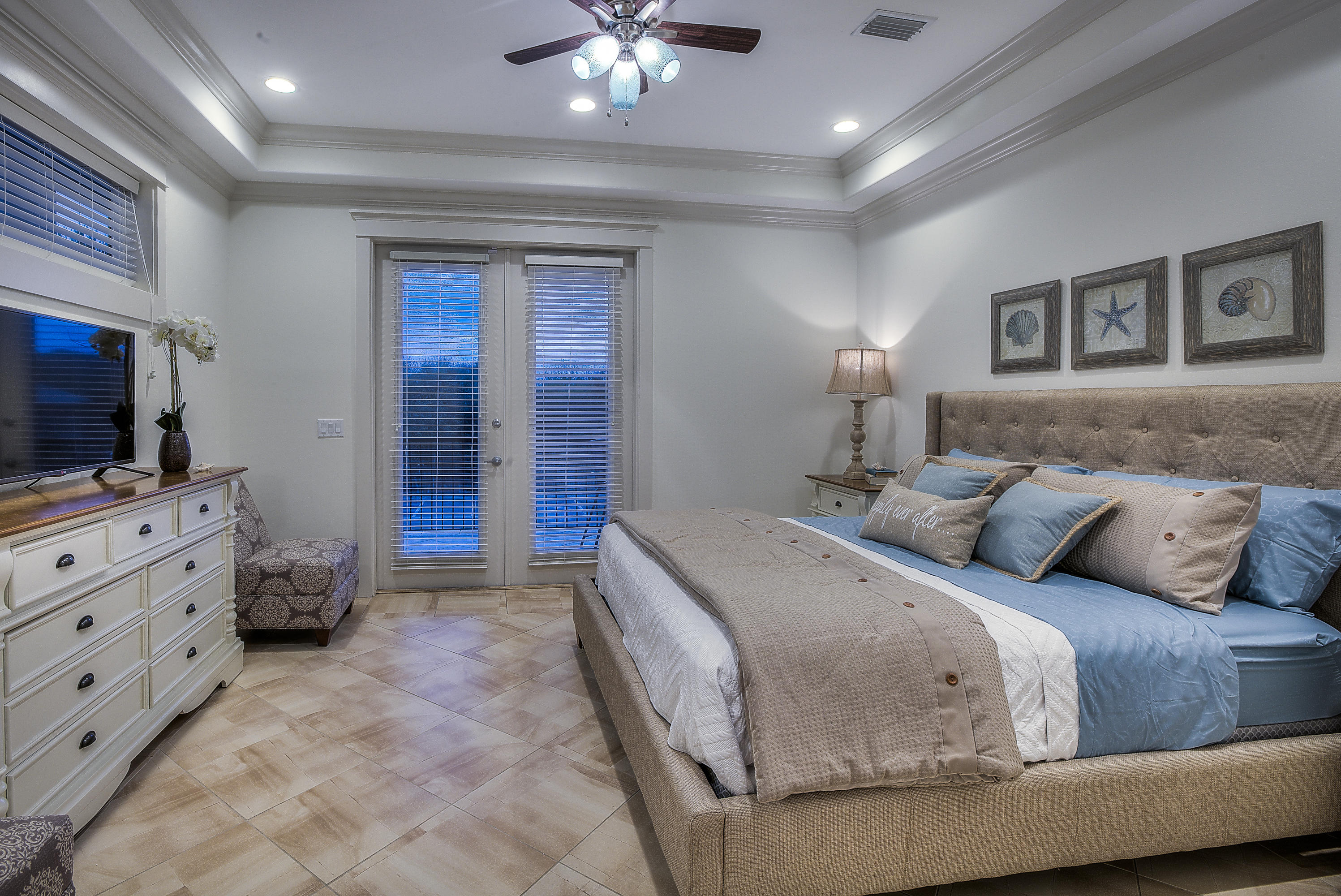 GULF SHORE MANOR - Residential