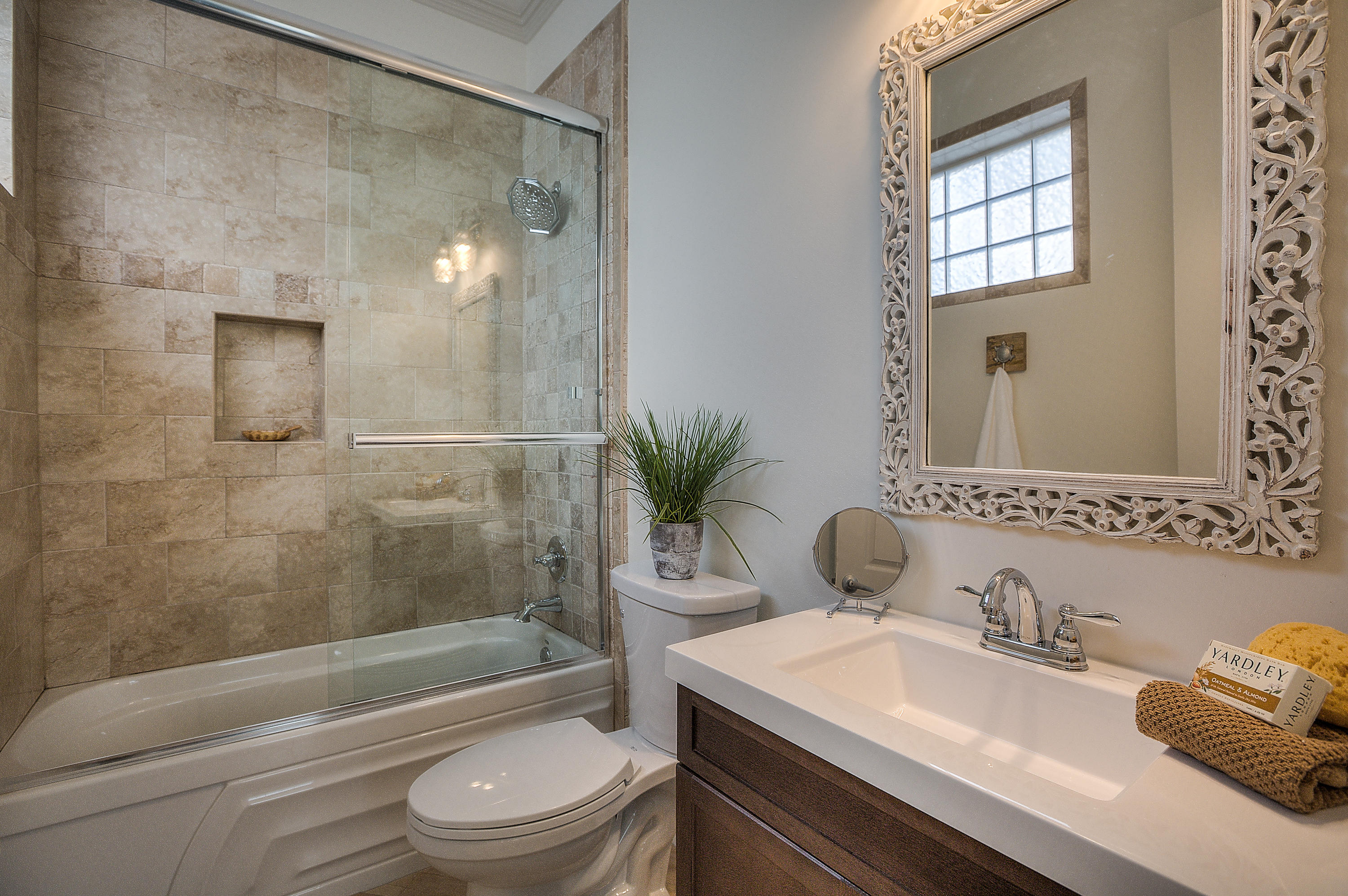 GULF SHORE MANOR - Residential