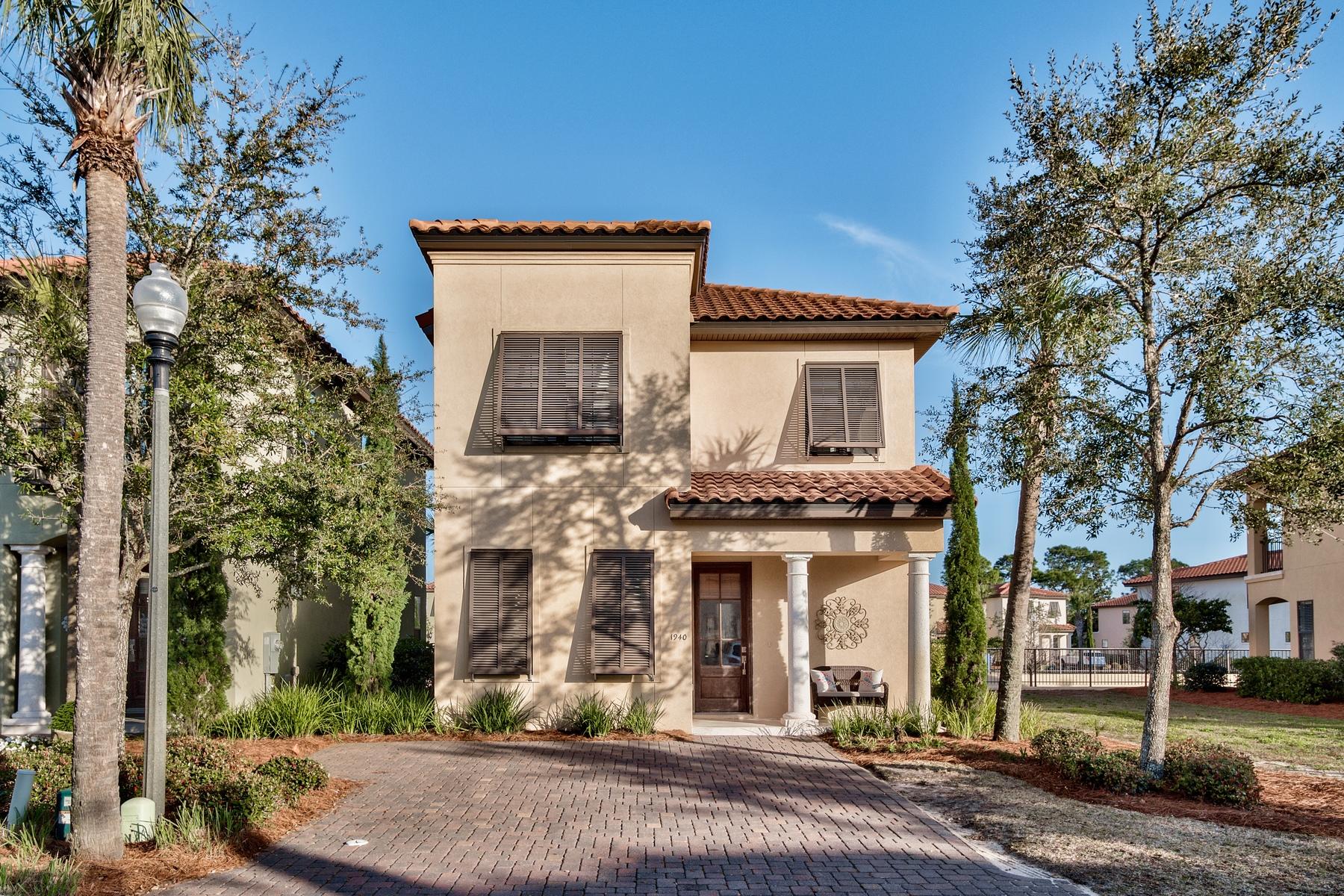 VILLA LAGO - Residential