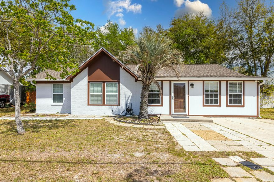 Potential ASSUMABLE MORTGAGE w/LOW DOWN PAYMENT, LOW INTEREST RATE & LOW CLOSING COSTS. VA eligible buyers this is great deal for you!Do you need to be close to Hurlburt or Eglin AFB?  Primary or Investment Home?    Don't miss out! Great Seller looking for the Perfect Match!! Could that be you?Welcome Home to this lovely ranch style 3 Bedroom, 2 full bath, 1,561 sqft home located approx. 5 miles from Hurlburt AFB and approx. 30 min from Eglin AFB. Not only are you within proximity to both Hurlburt AFB & Eglin AFB, you have the best of many worlds a few short minutes away!!  You are 9 miles to the beautiful sandy white beaches of Navarre on Florida's Gulf Coast, 16 minutes to John Beasley Park on Okaloosa Island.  Minutes to The Sound and