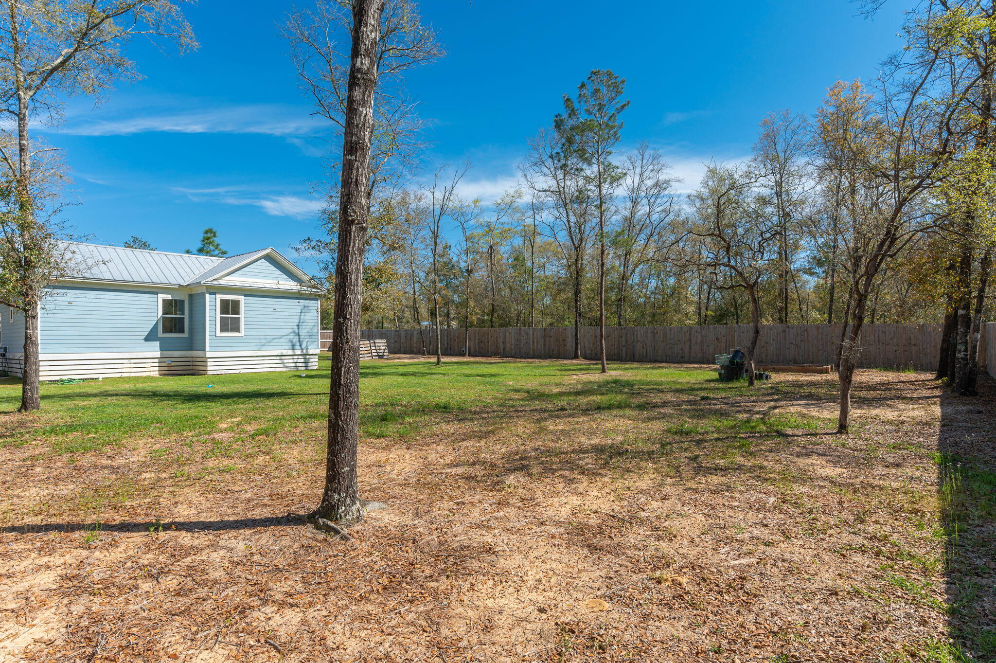 OAKWOOD LAKES ESTATES - Residential Lease