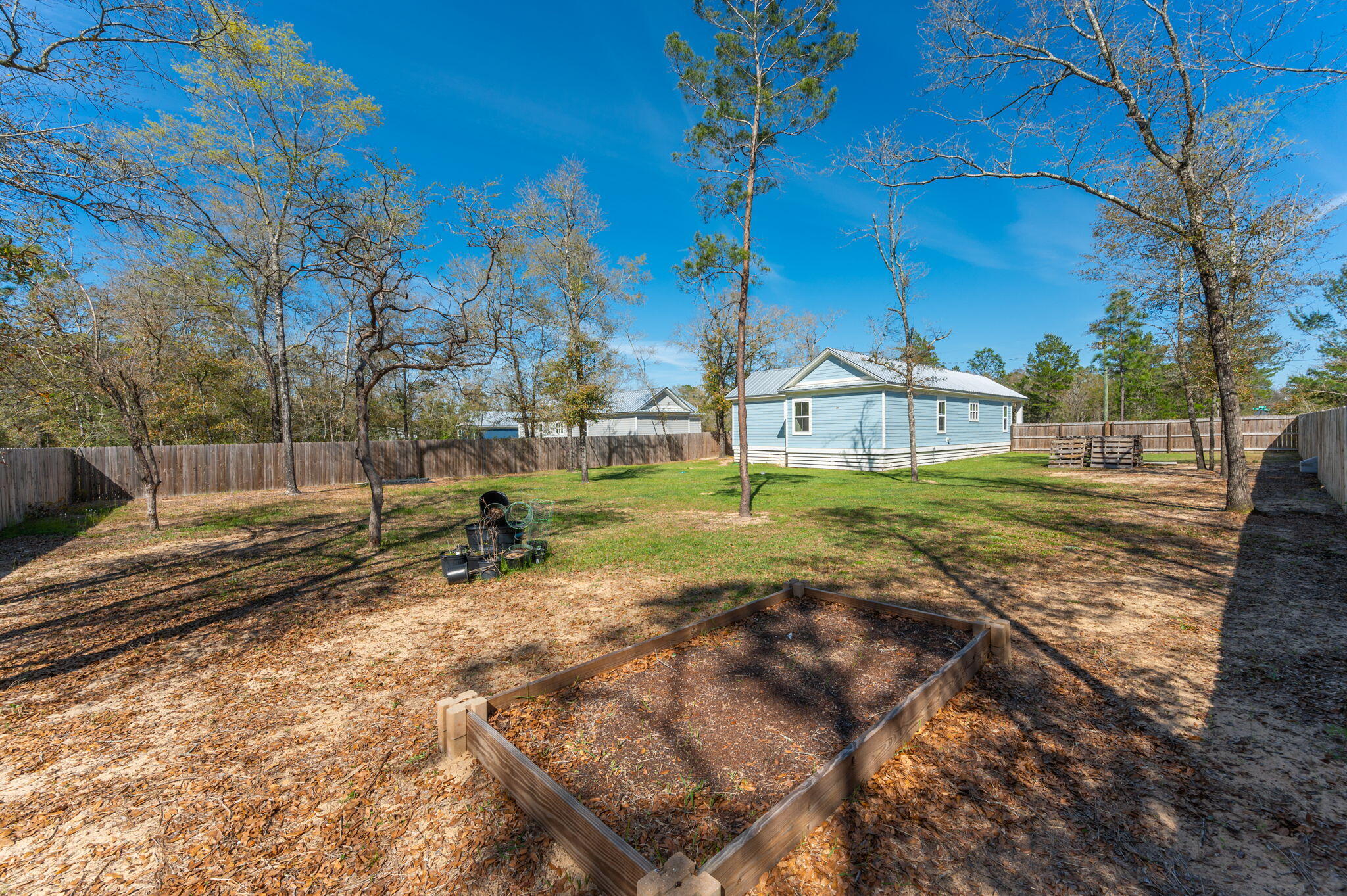 OAKWOOD LAKES ESTATES - Residential Lease