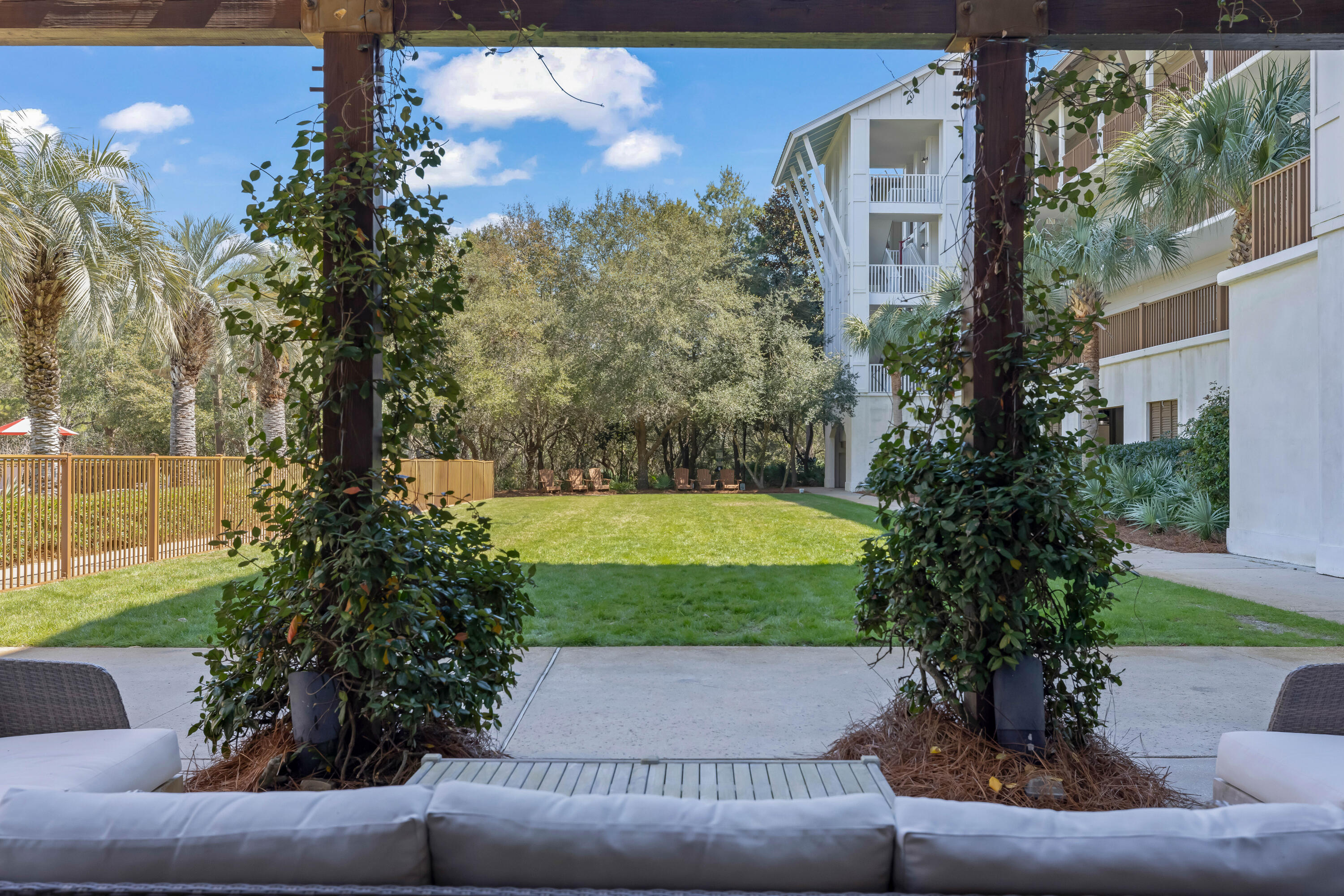 REDFISH VILLAGE - Residential