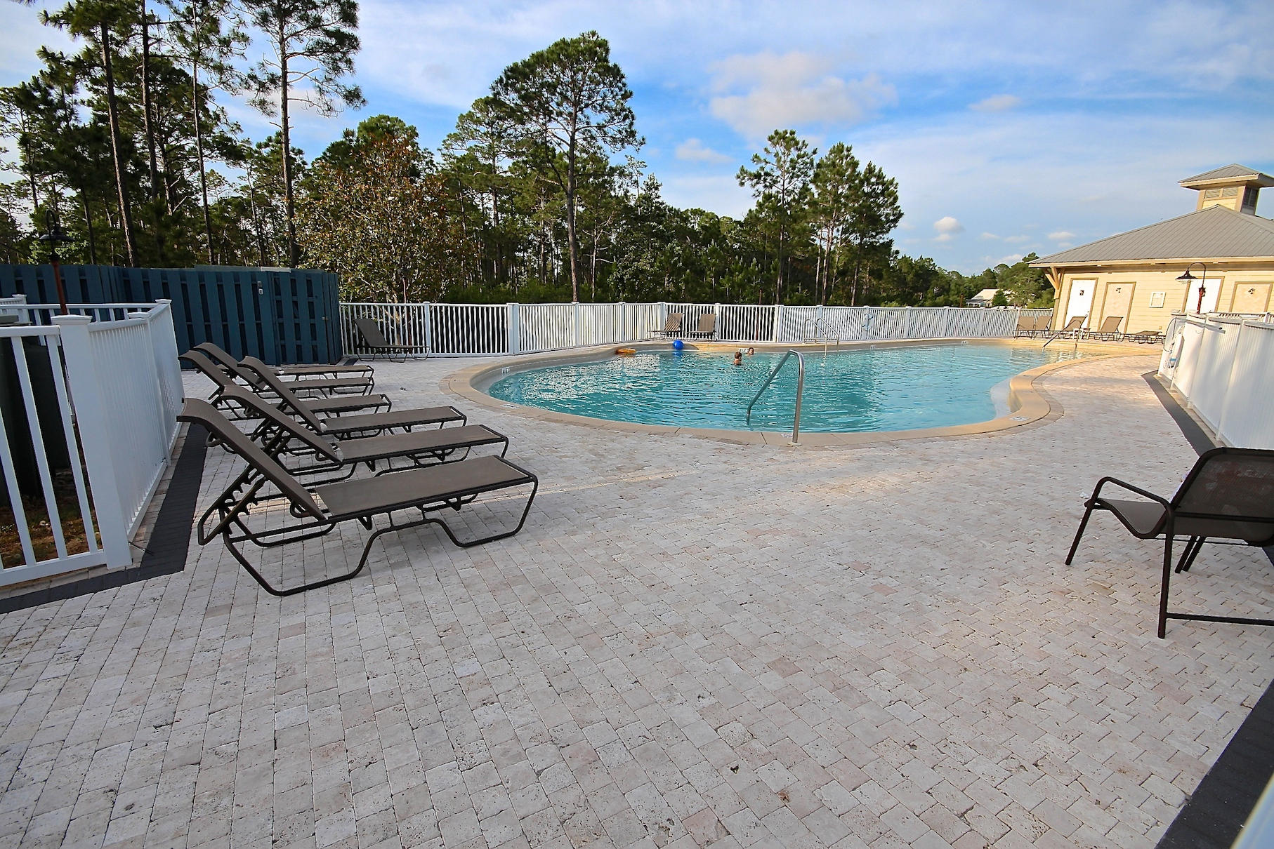 SEAGROVE HIGHLANDS - Residential