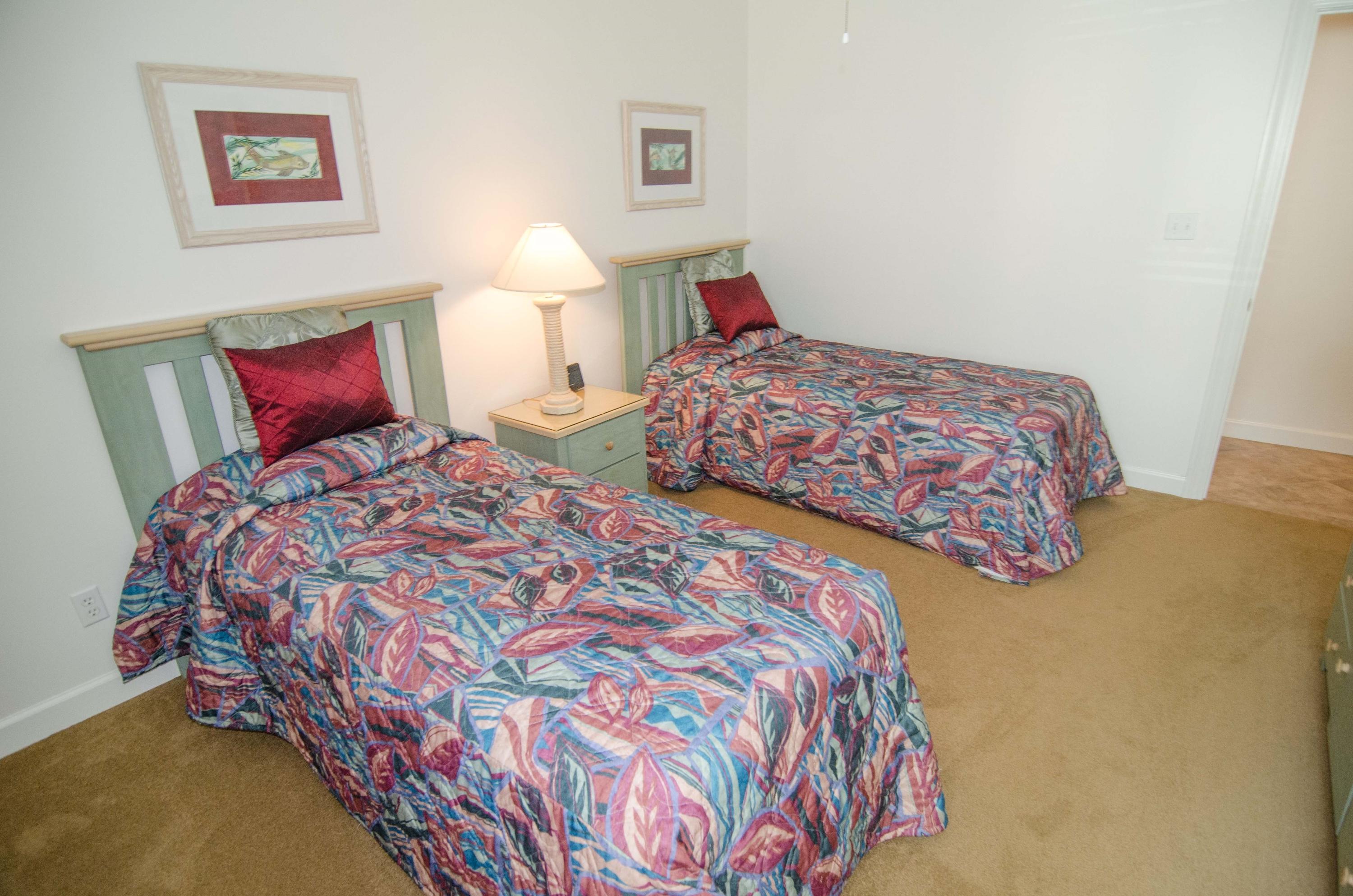 TURNBERRY VILLAS CONDO - Residential