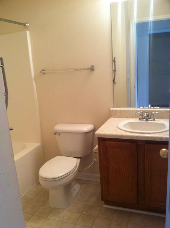 ROLLING PINES - Residential