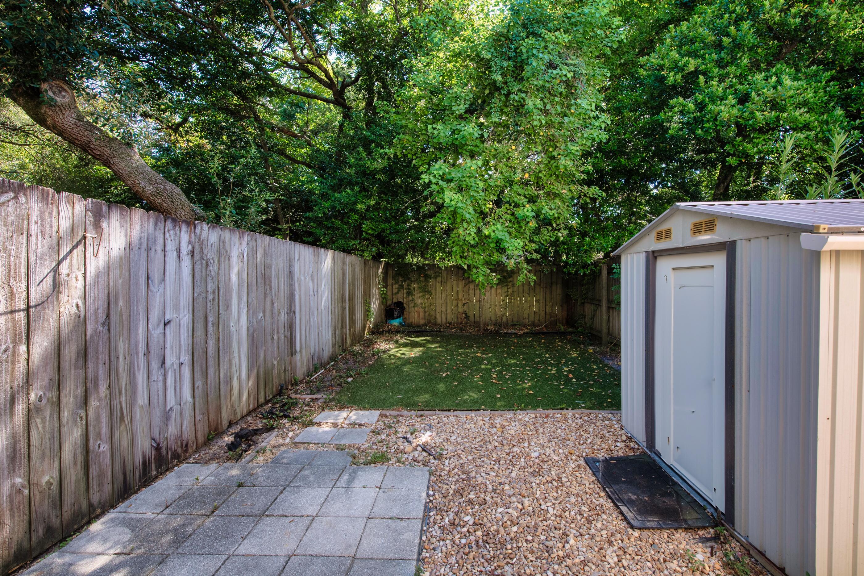 WOODHAM MANOR - Residential Lease