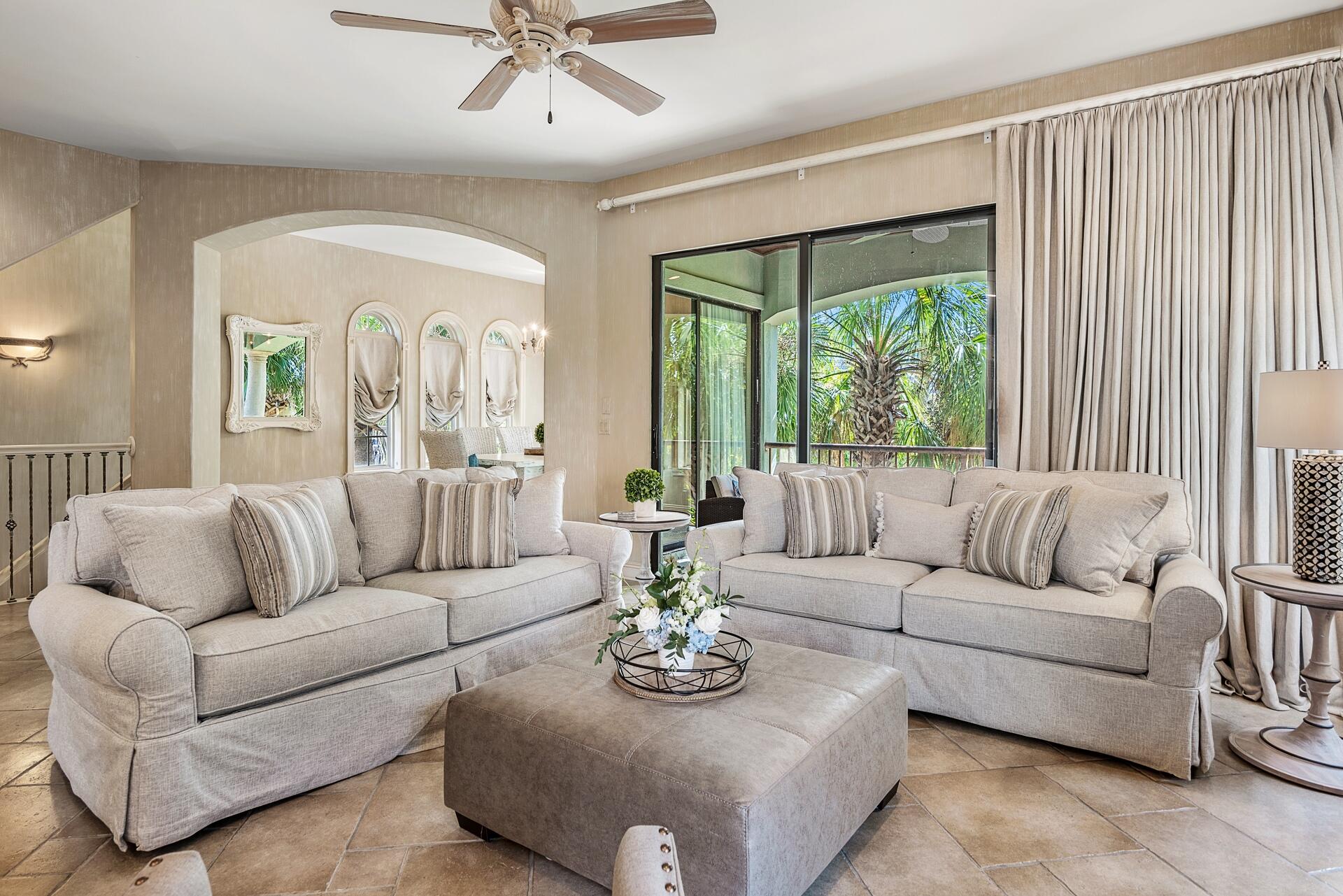SAINT TROPEZ - Residential