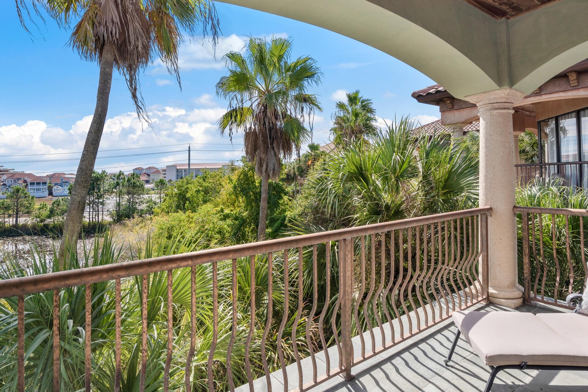 SAINT TROPEZ - Residential