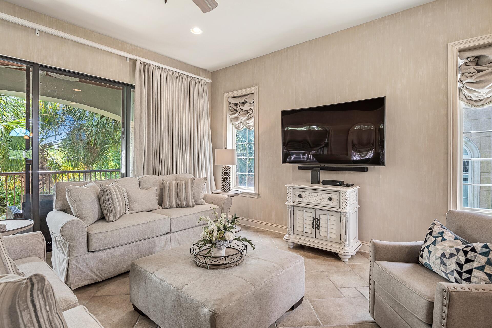 SAINT TROPEZ - Residential