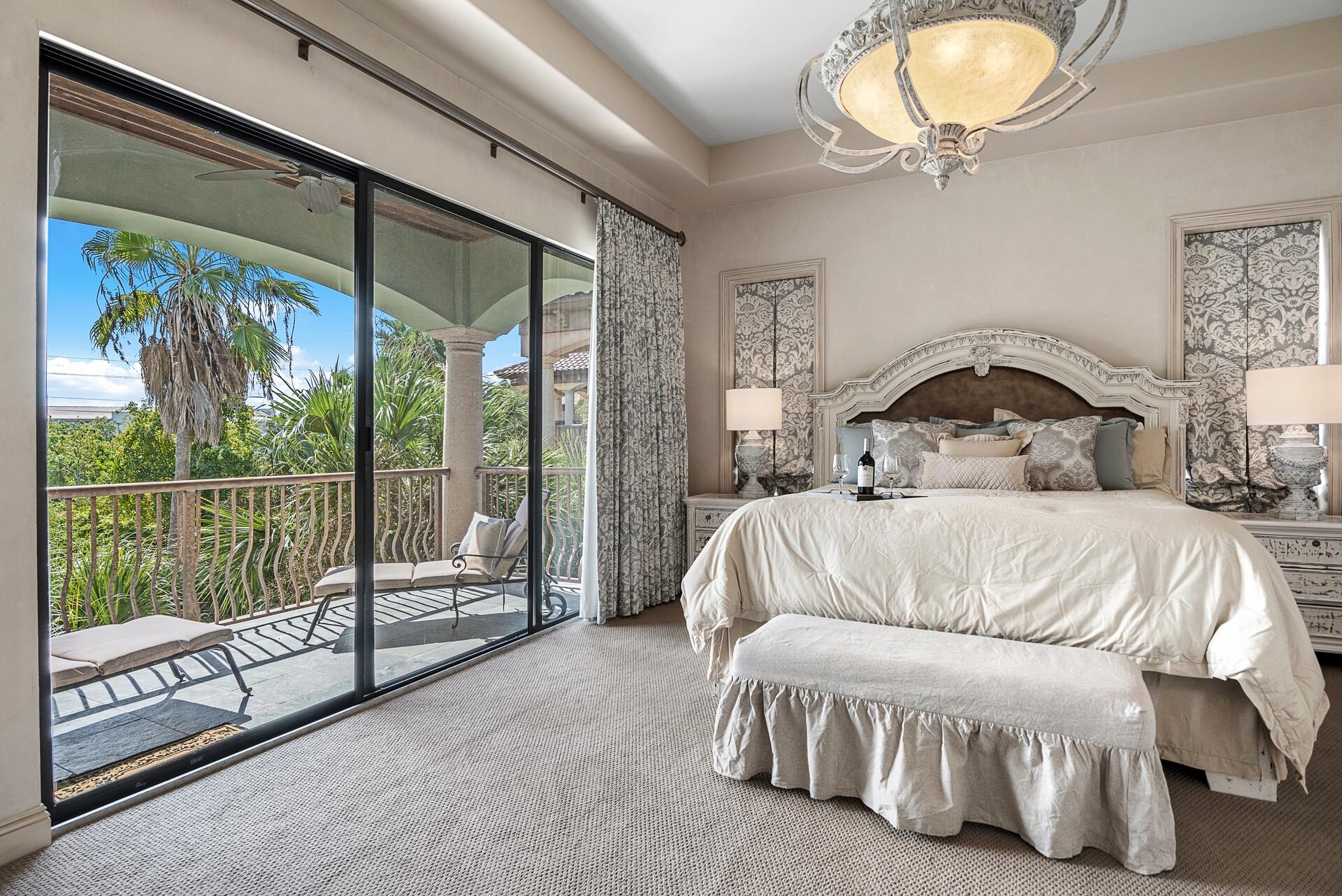SAINT TROPEZ - Residential