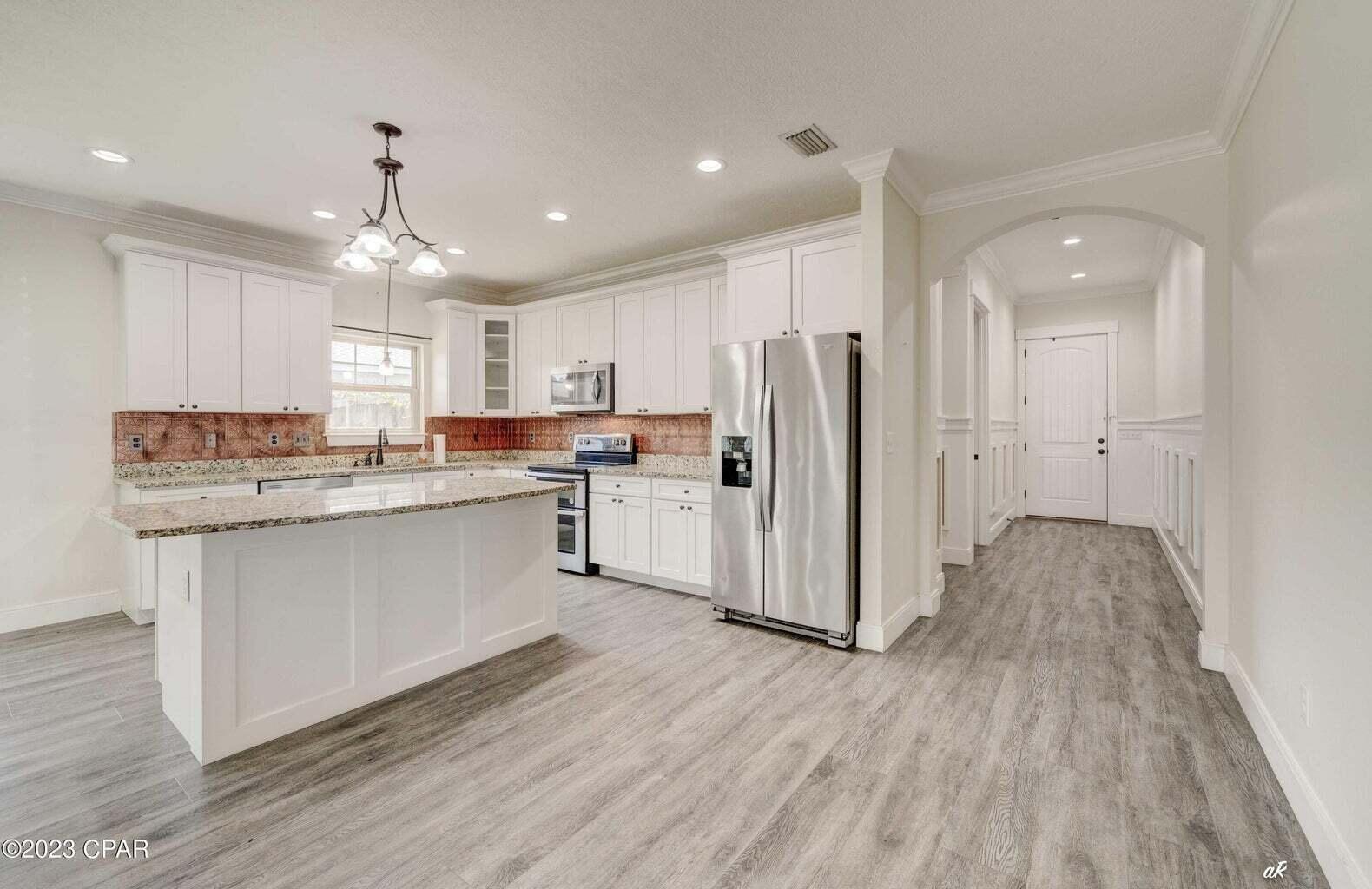 GULF VISTA - Residential