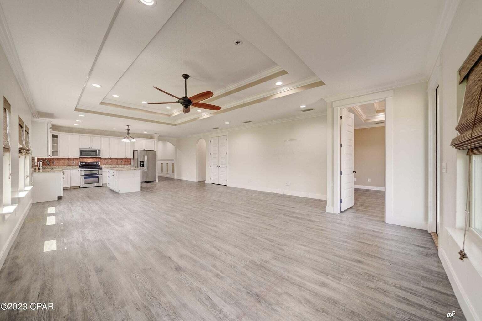 GULF VISTA - Residential