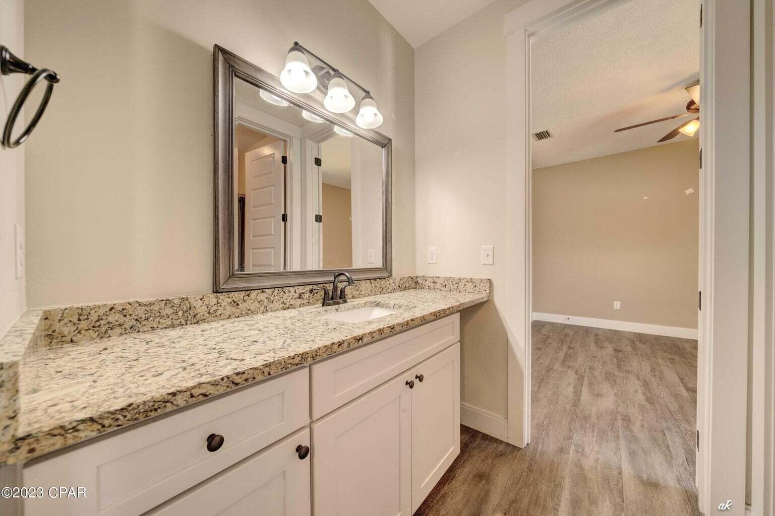 GULF VISTA - Residential