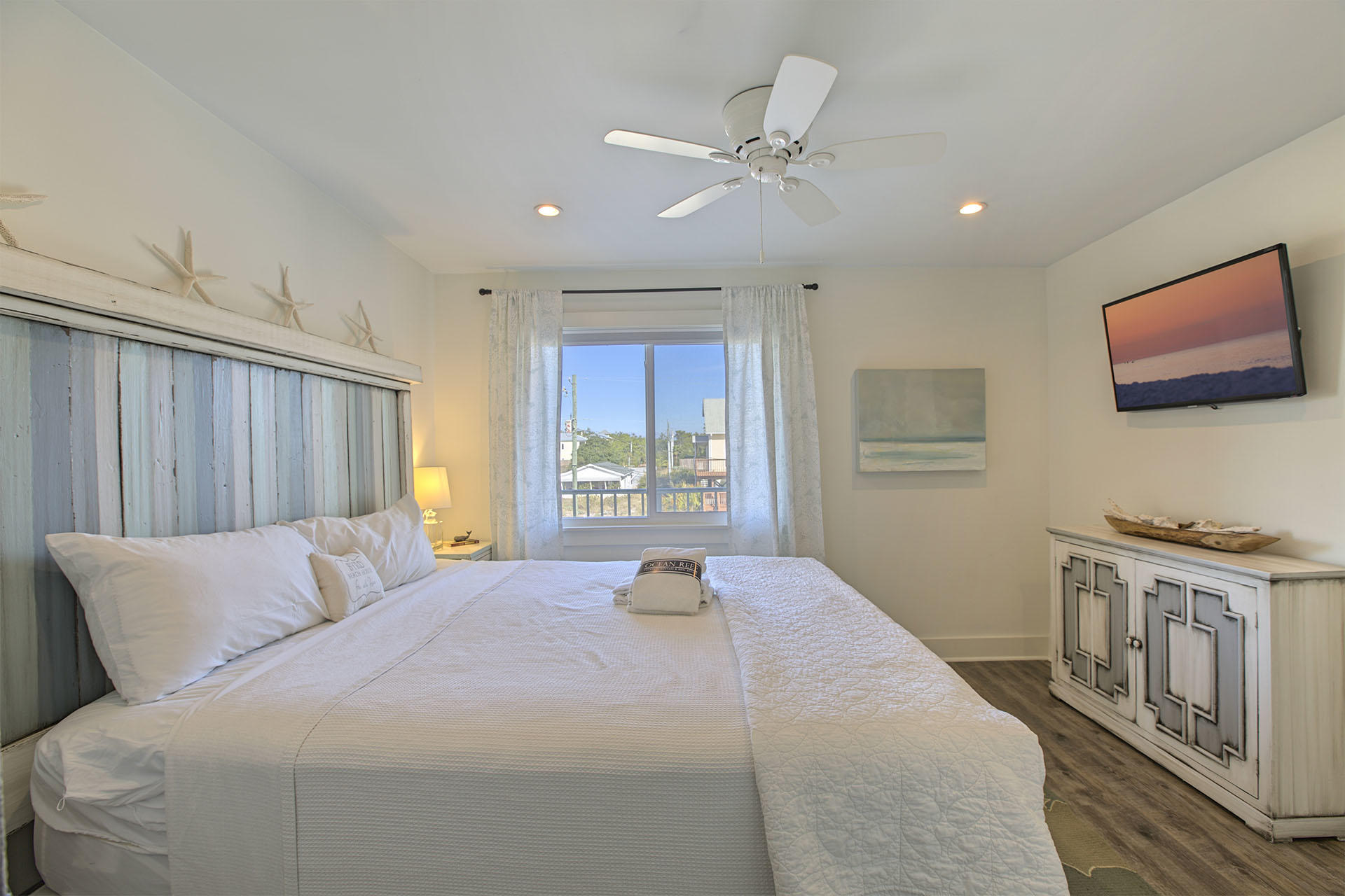 COMMODORE'S RETREAT LIMITED CONDO - Residential