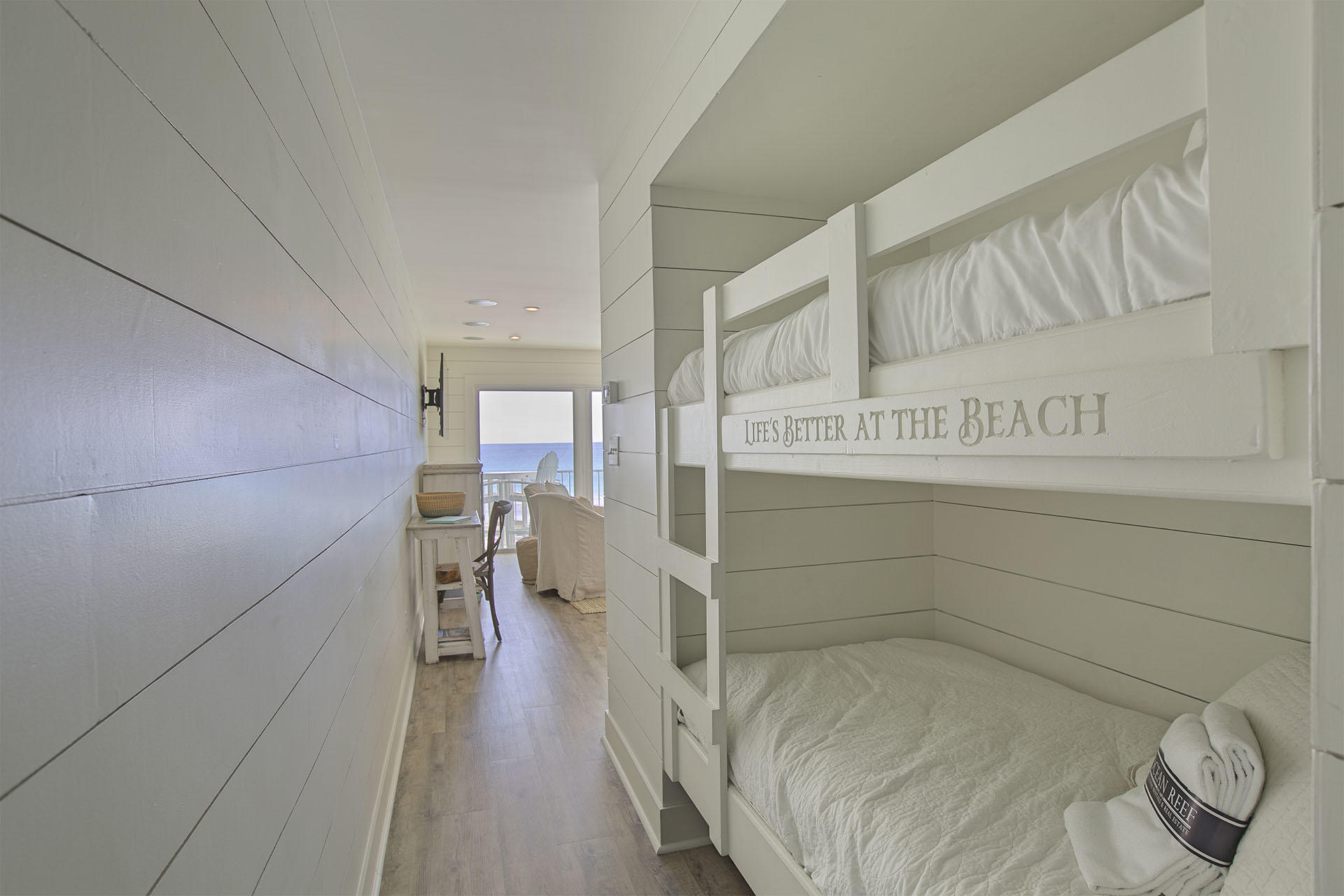 COMMODORE'S RETREAT LIMITED CONDO - Residential