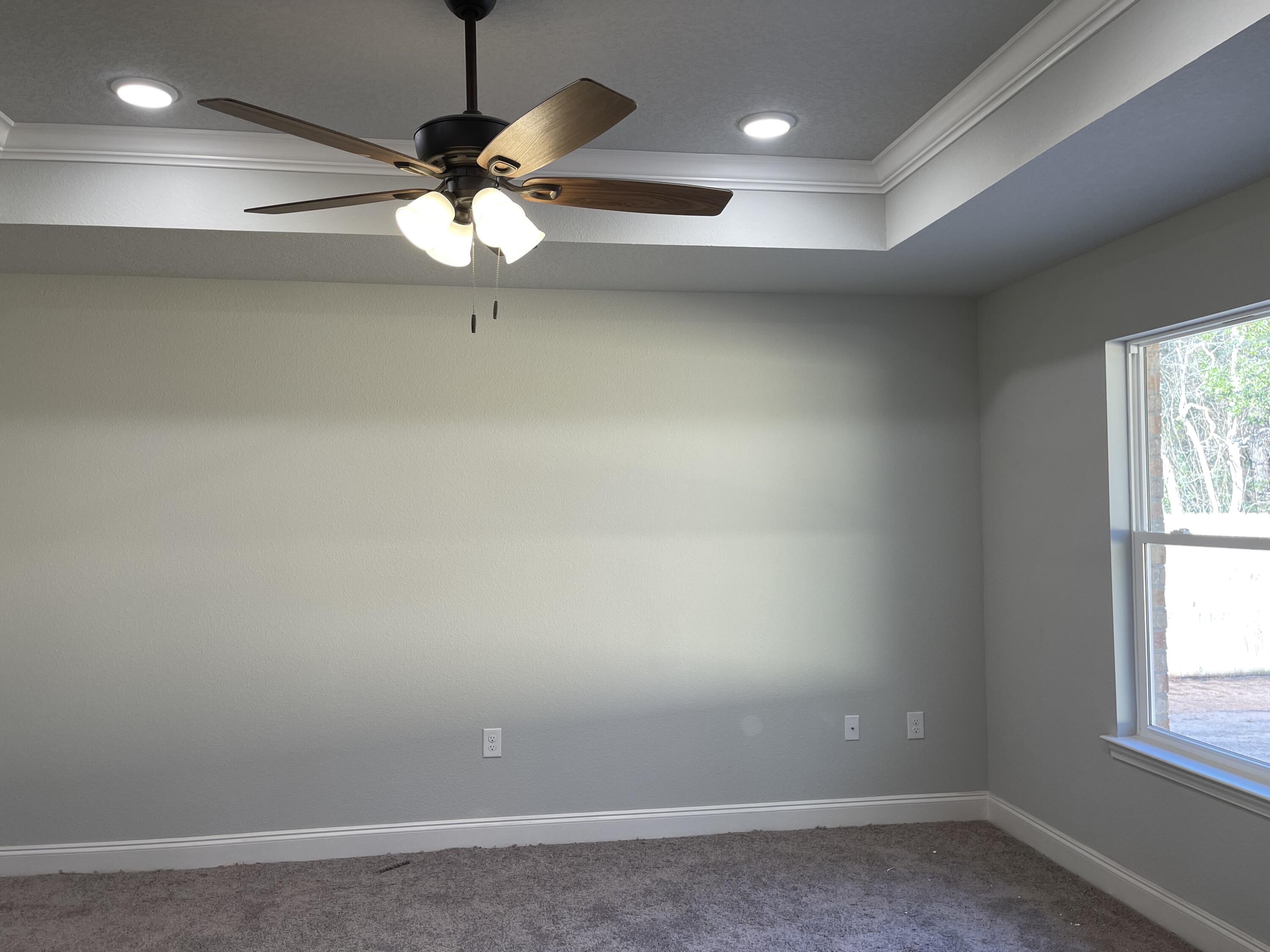 COMMODORE PARK - Residential