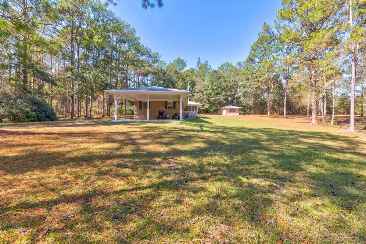 TEN LAKE ESTATES UNIT 1 - Residential