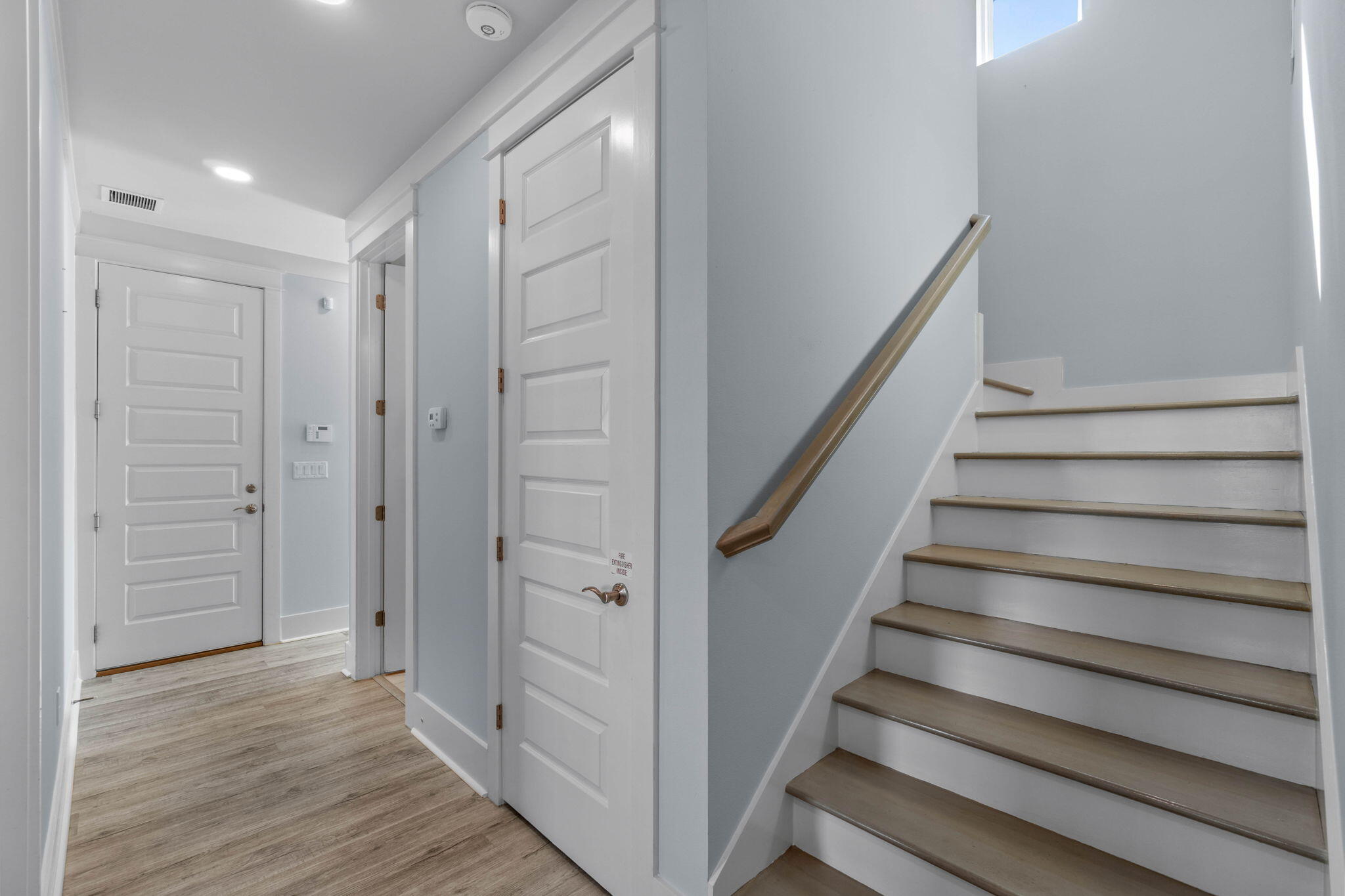 HIDDEN PALMS - Residential