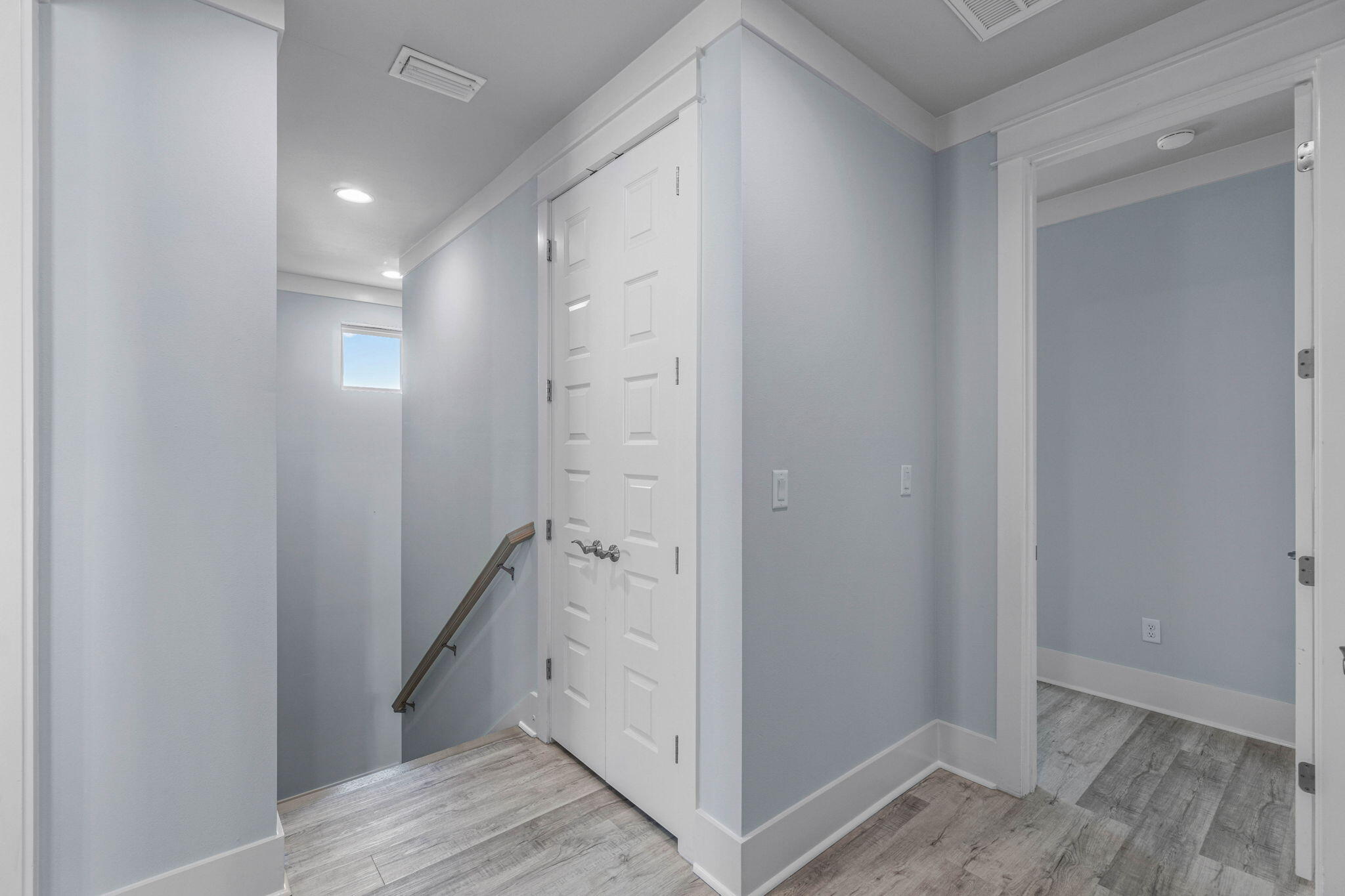 HIDDEN PALMS - Residential