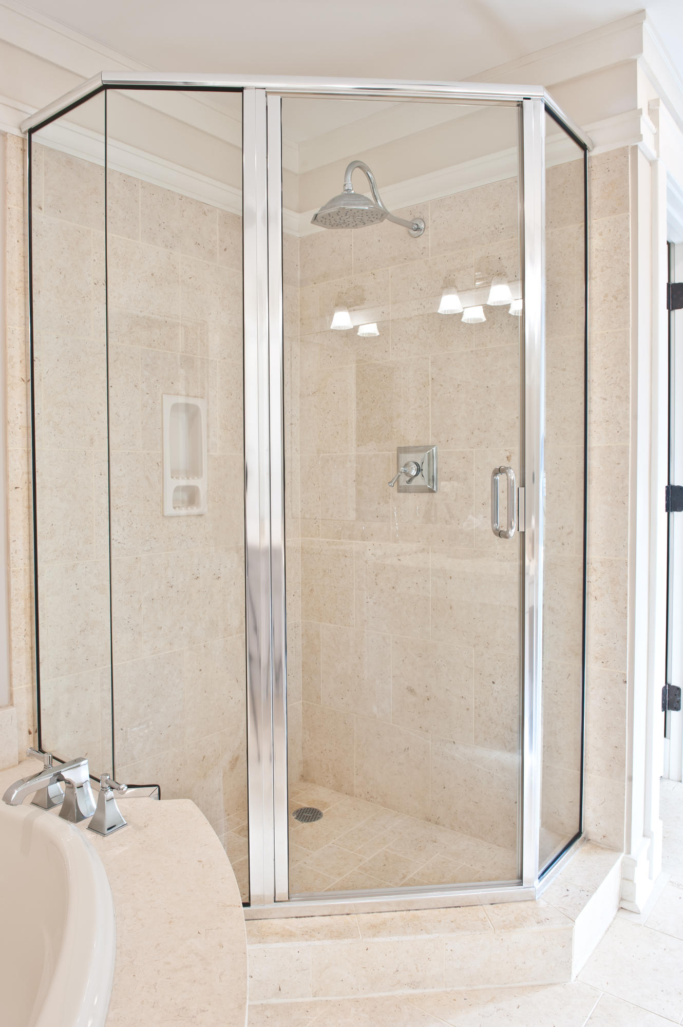 WILD HERON LAKESIDE LODGE - Residential