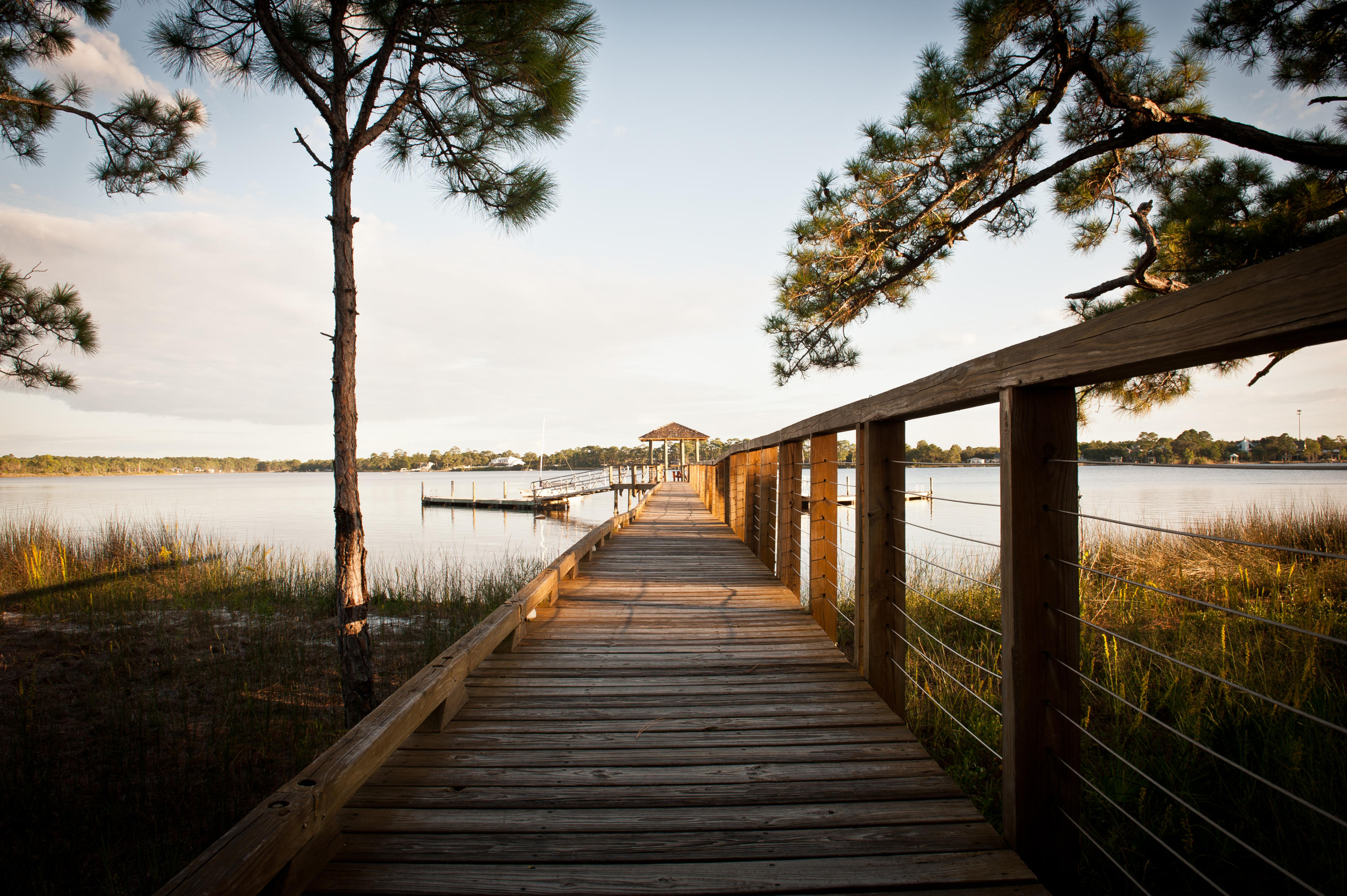 WILD HERON LAKESIDE LODGE - Residential