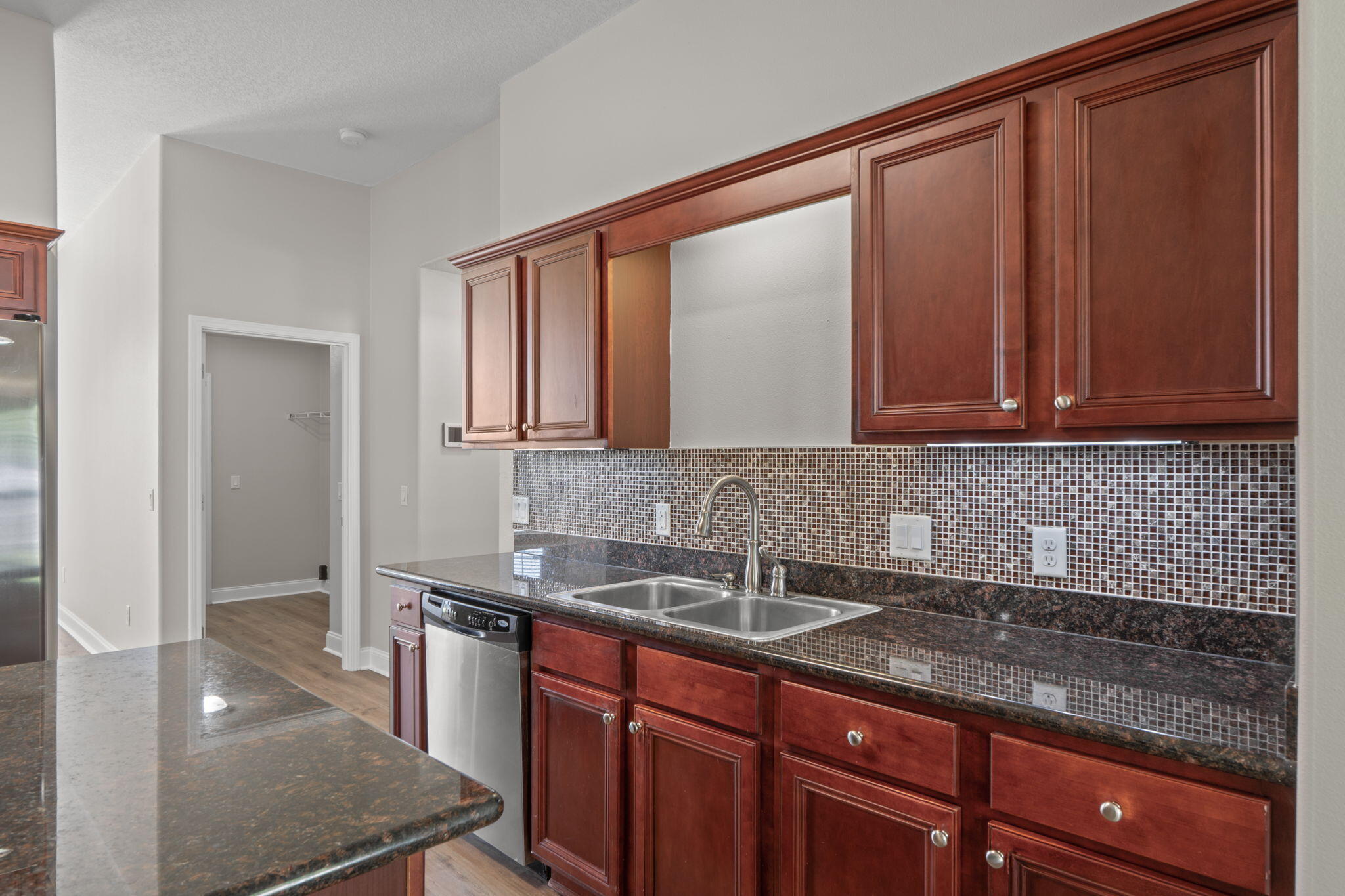 HARVELLS CROSSING - Residential
