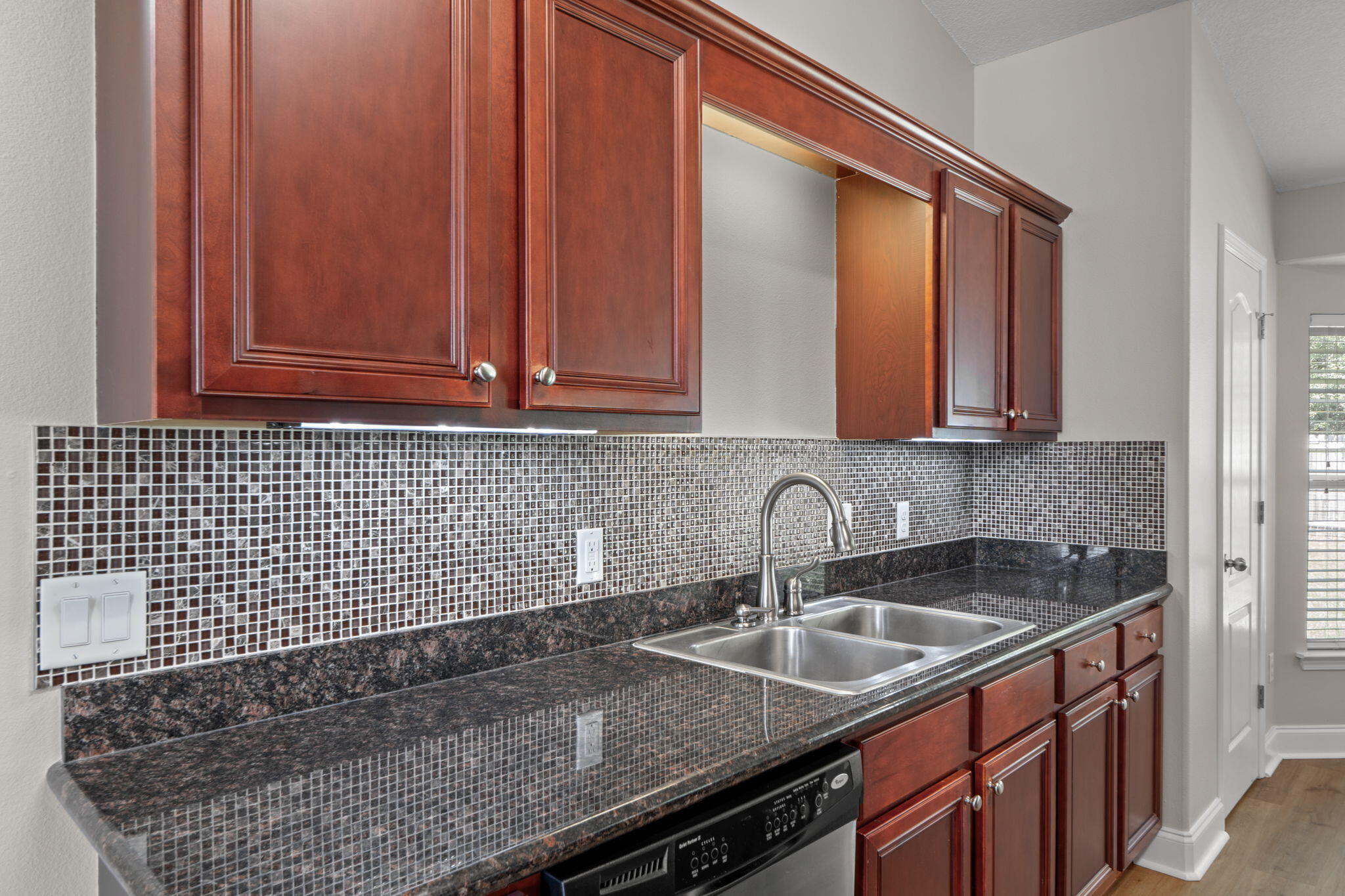 HARVELLS CROSSING - Residential