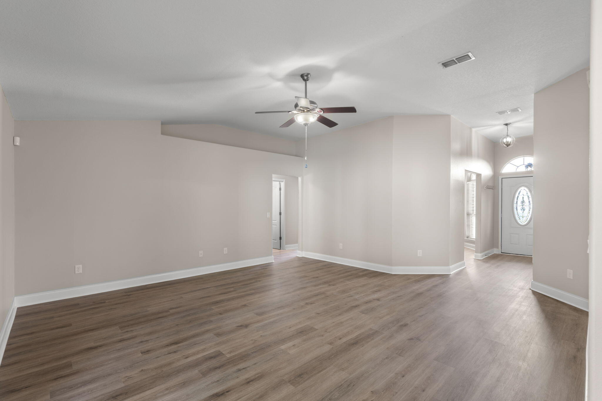 HARVELLS CROSSING - Residential