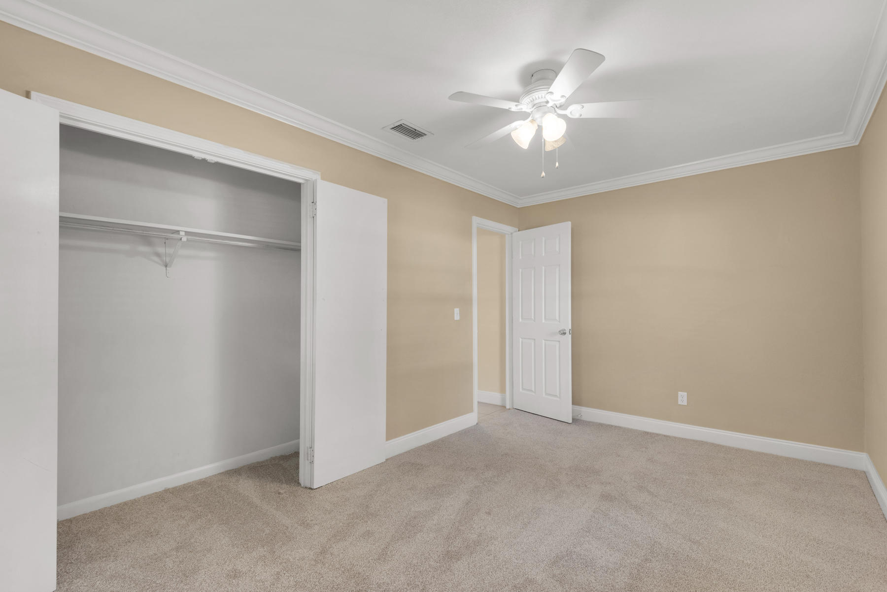 CHELSEA WOODS - Residential