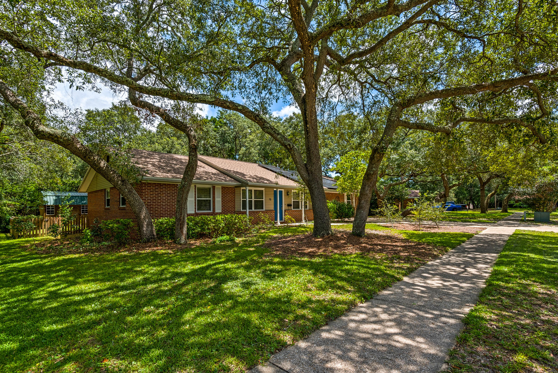 CHELSEA WOODS - Residential