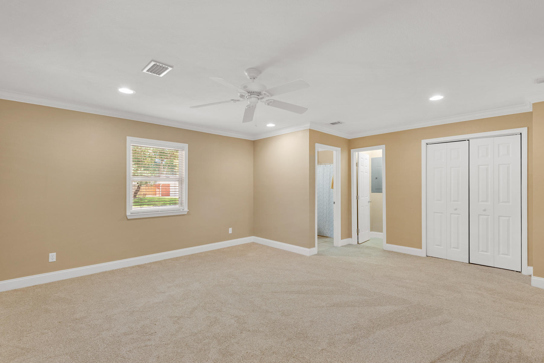 CHELSEA WOODS - Residential