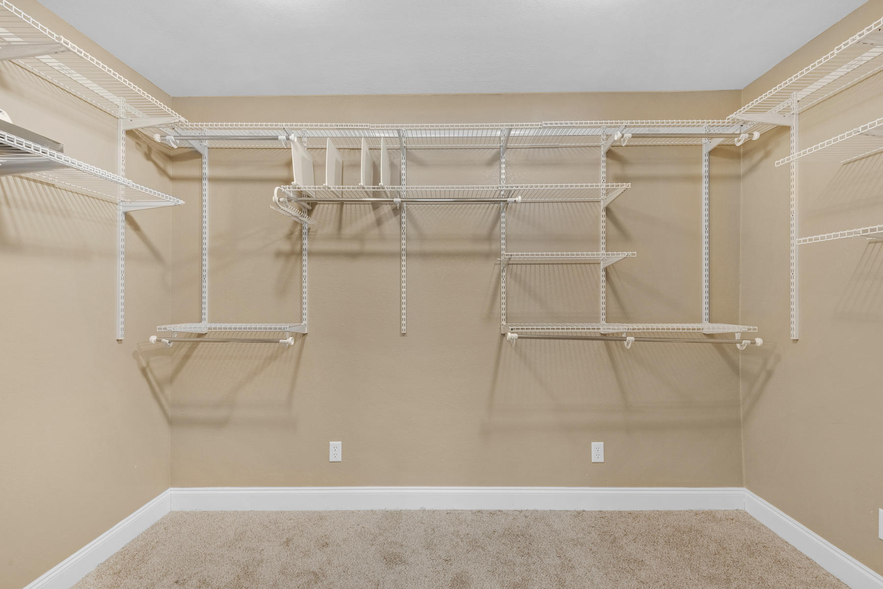 CHELSEA WOODS - Residential