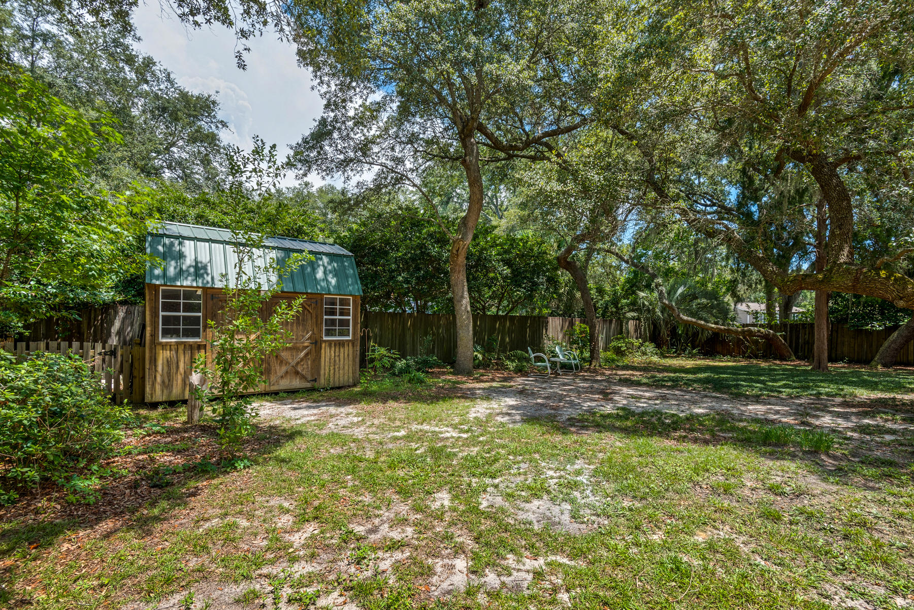 CHELSEA WOODS - Residential