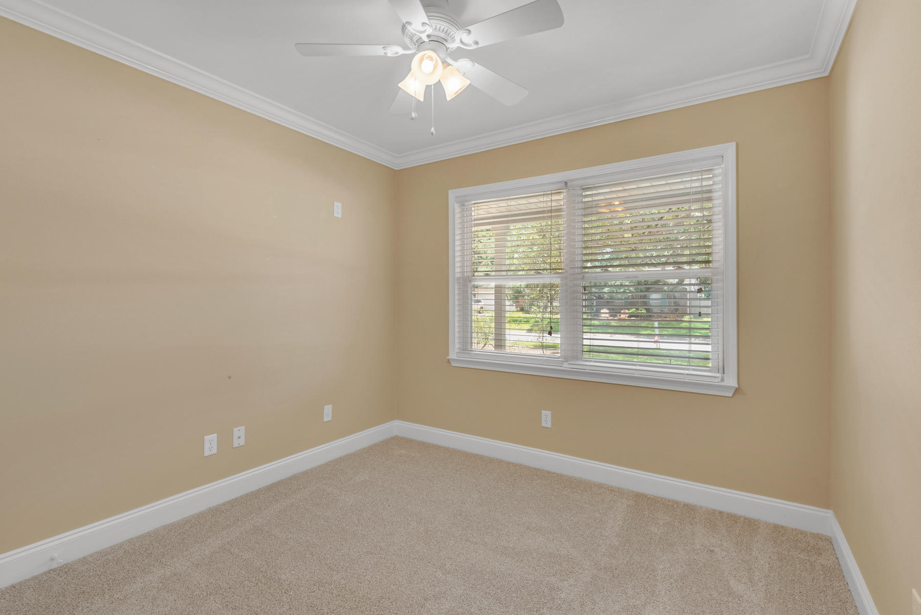 CHELSEA WOODS - Residential