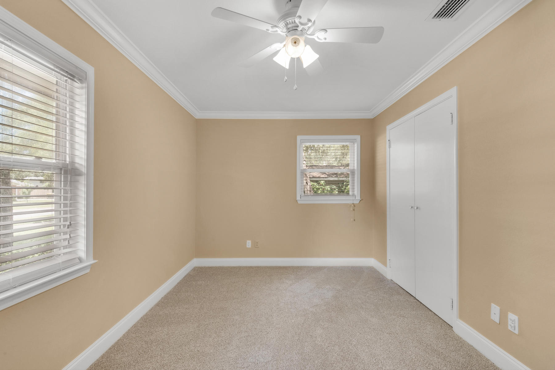 CHELSEA WOODS - Residential